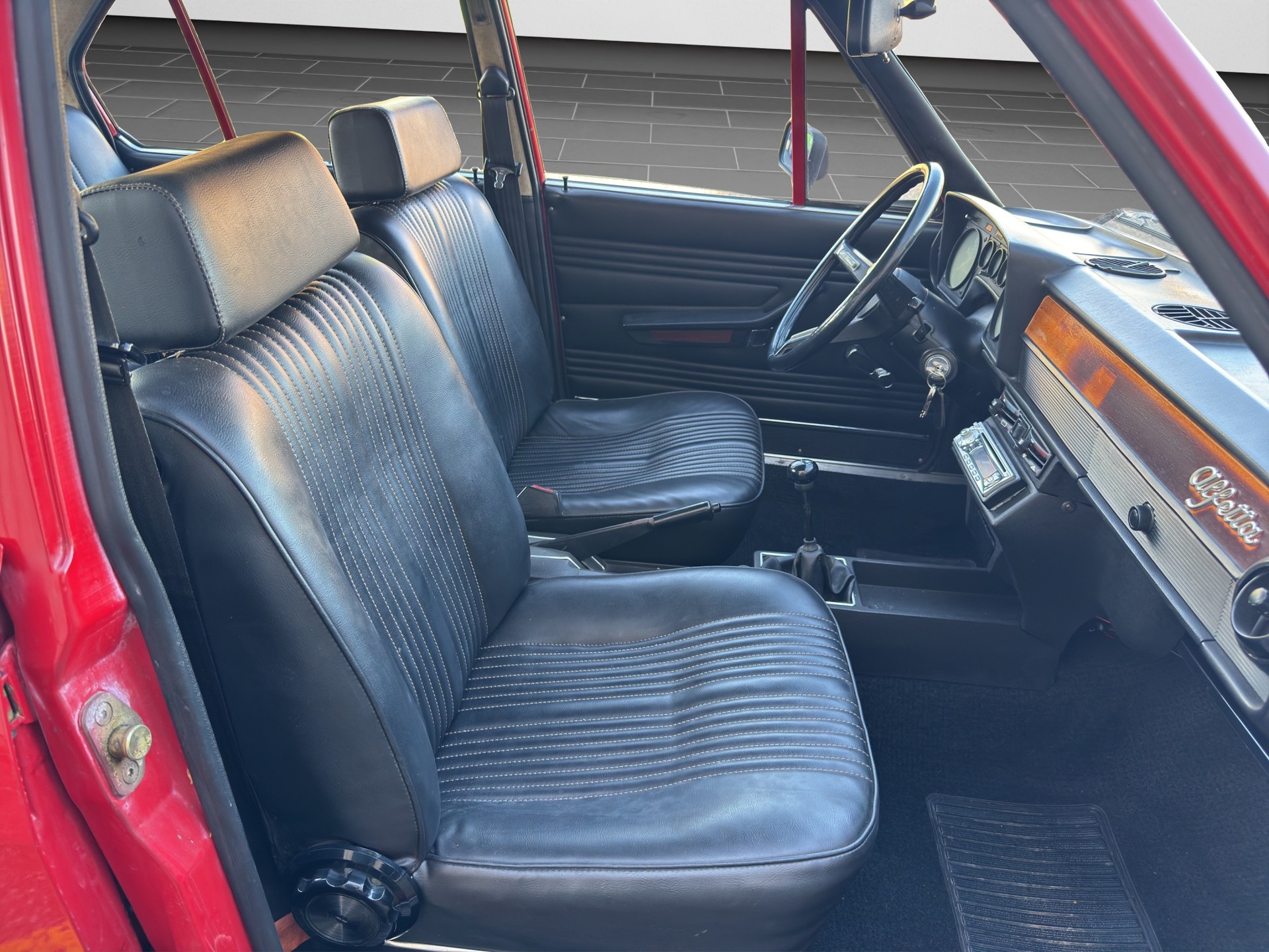 ALFA ROMEO 1.6-image-8