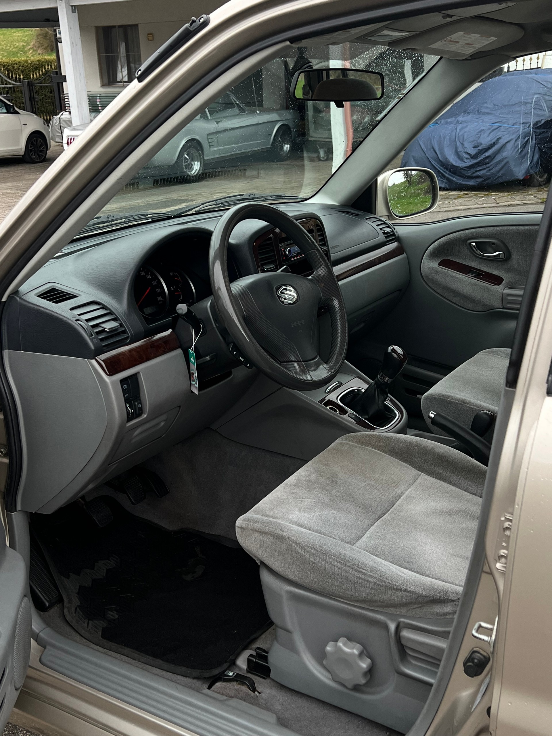 SUZUKI Grand Vitara 2.7 V6 Wagon-image-12