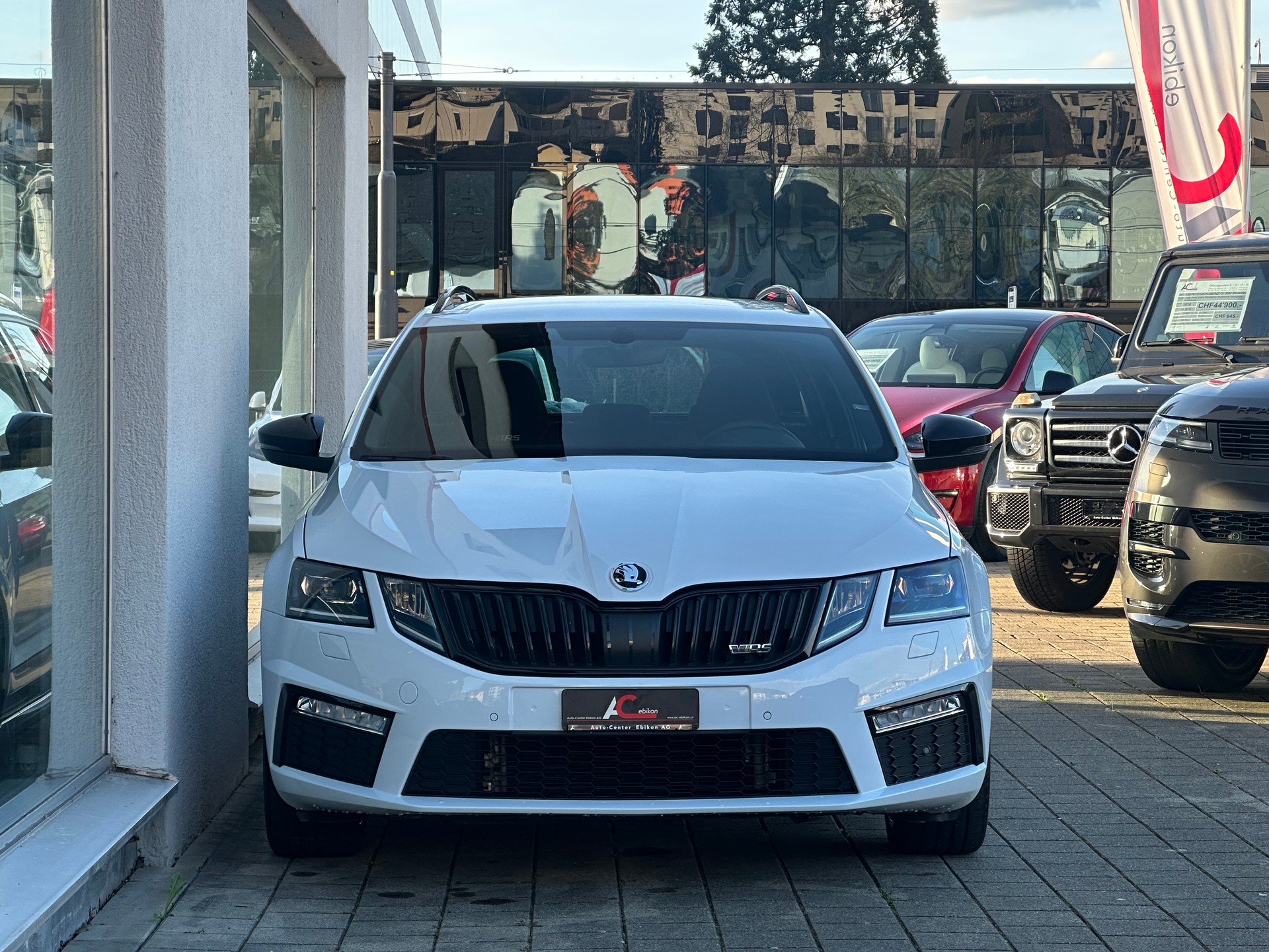 SKODA Octavia Combi 2.0 TDI RS 4x4 DSG-image-3