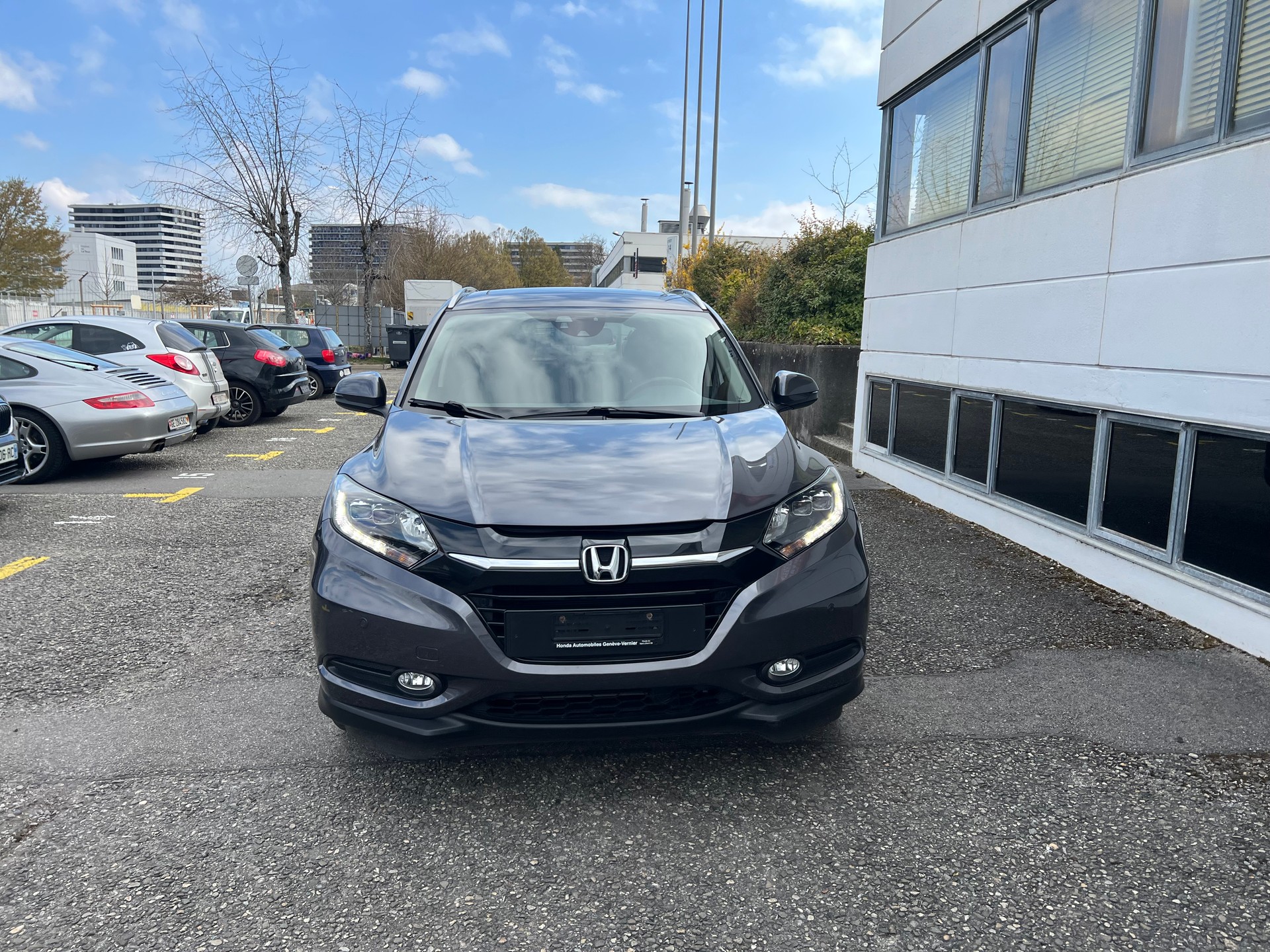HONDA HR-V 1.5i-VTEC Executive CVT-image-1
