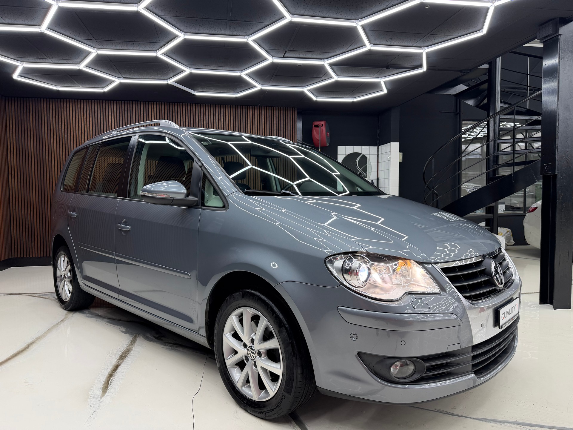VW Touran 1.4 TSI Team DSG-image-3