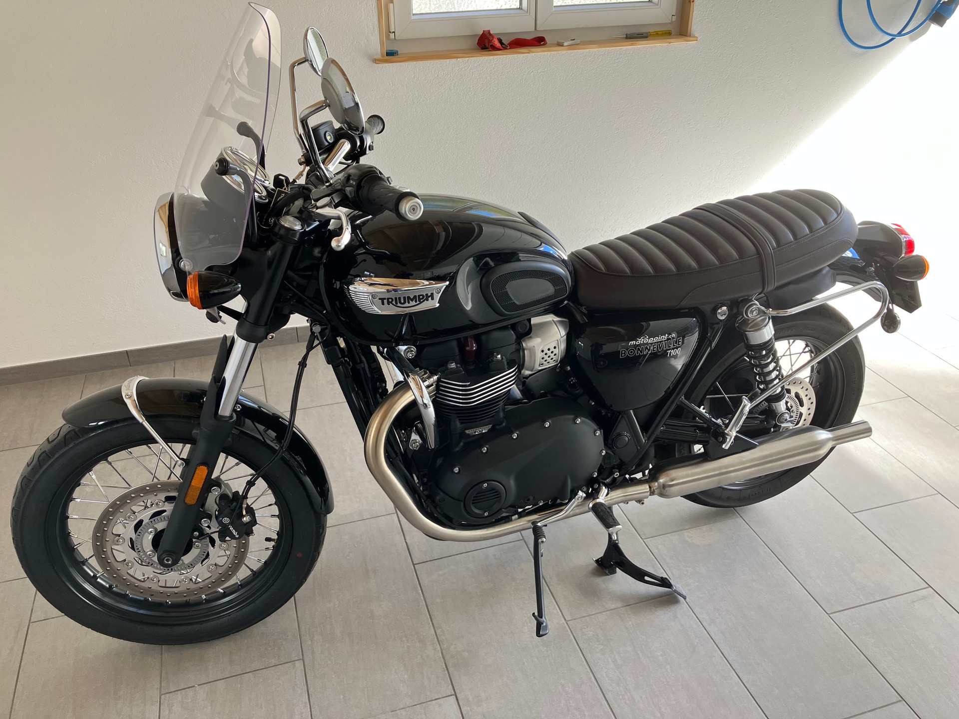 TRIUMPH Bonneville 900 T 100-image-5