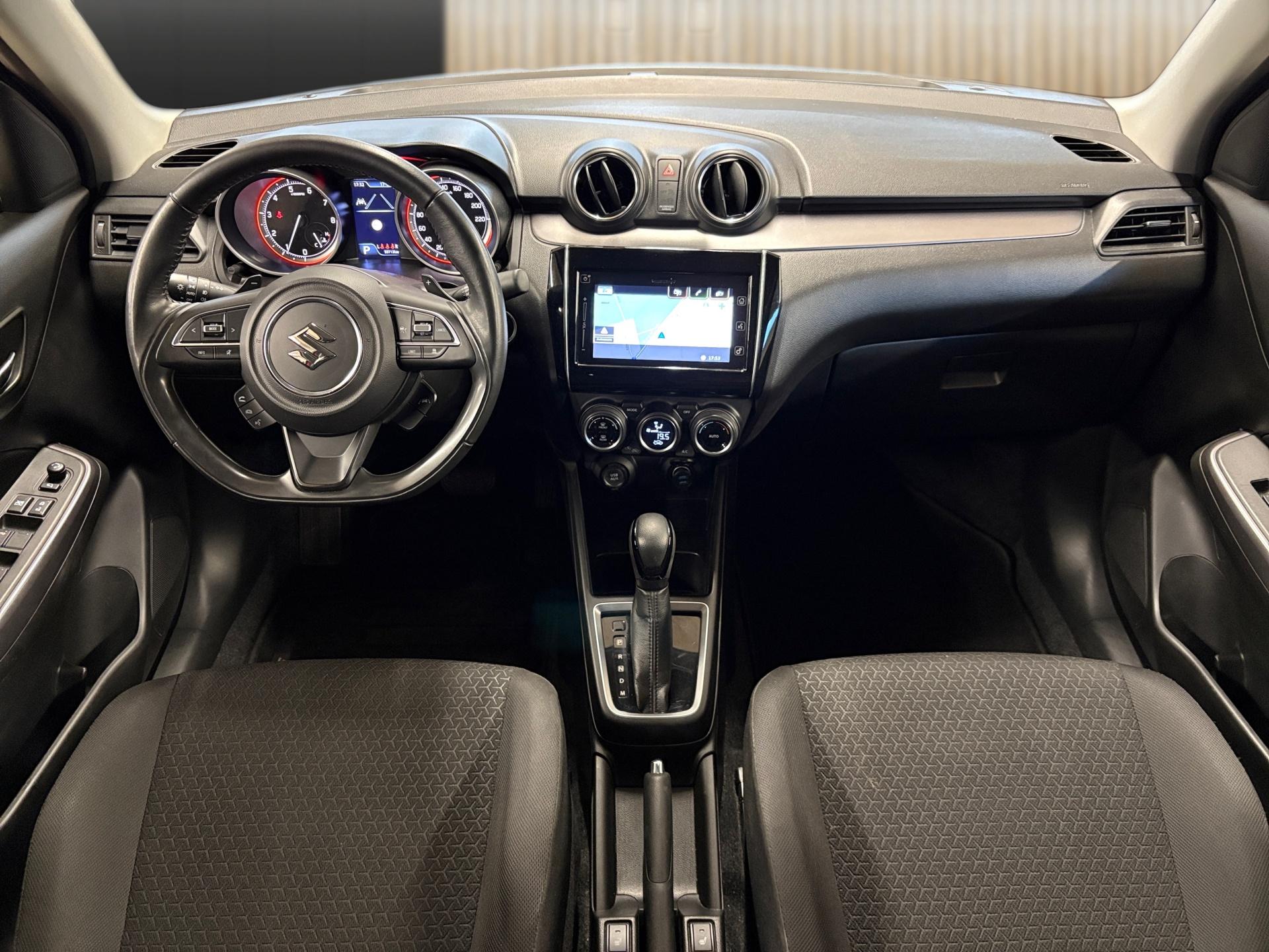 SUZUKI Swift 1.2 Compact Top Hybrid-image-12
