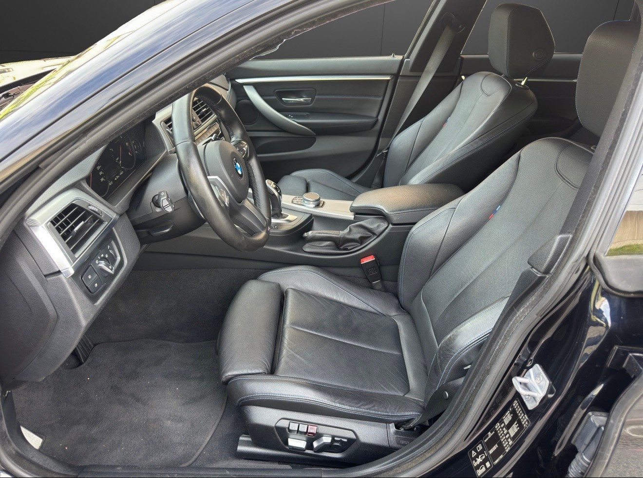 BMW 420d Gran Coupé xDrive M Sport Steptronic-image-9