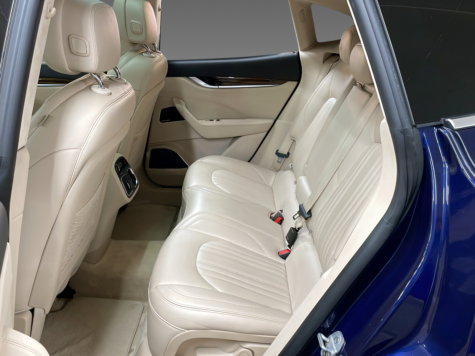 MASERATI Levante 3.0 V6 S-image-11