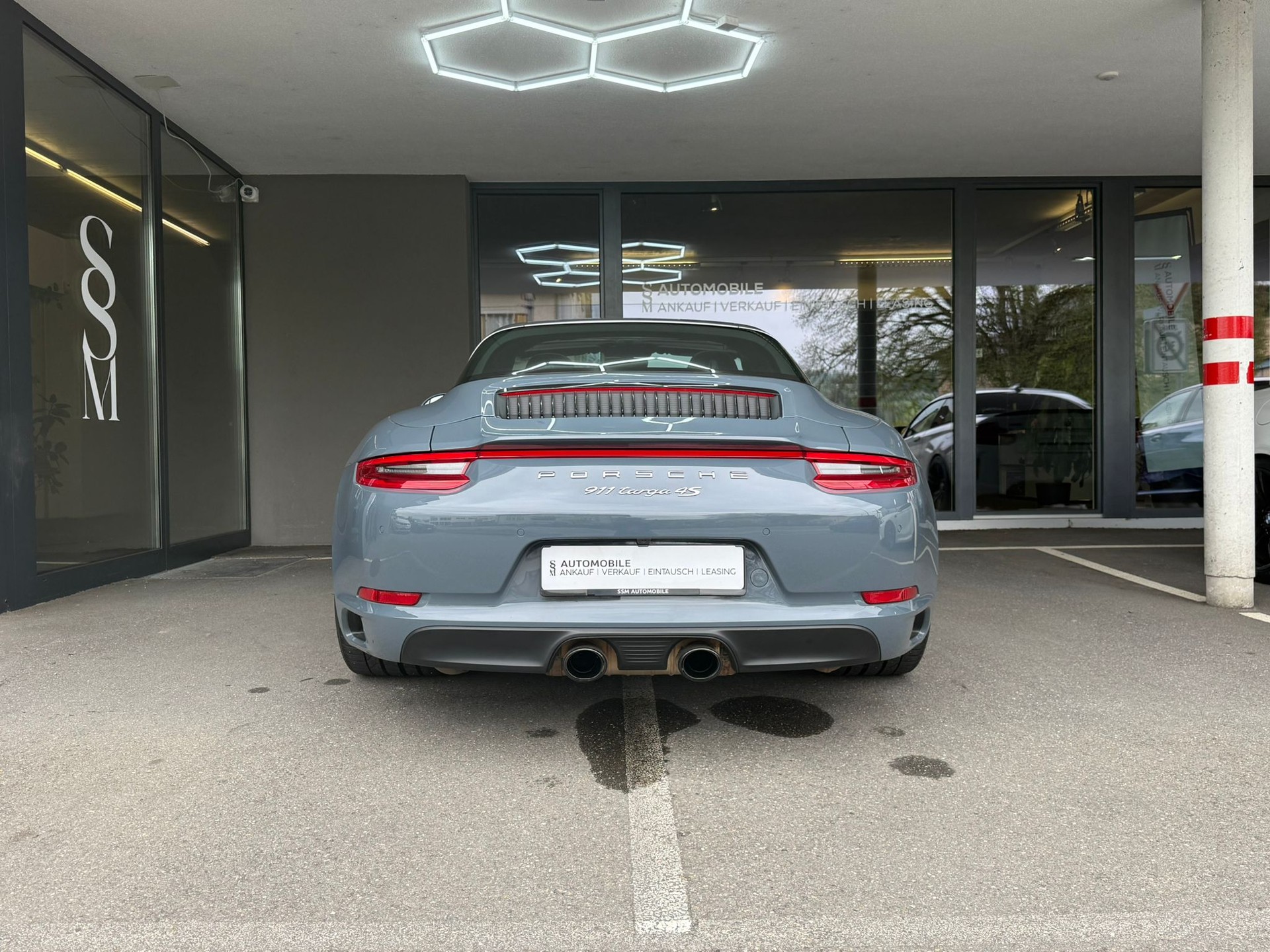 PORSCHE 911 Targa 4S PDK 991.2 ** Porsche Approved **-image-11