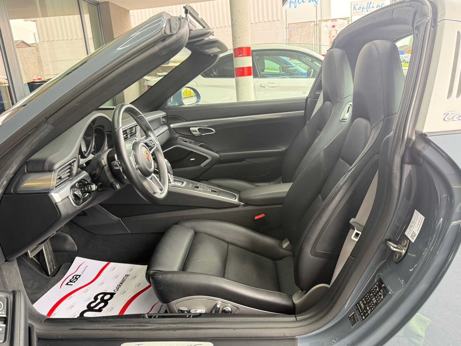PORSCHE 911 Targa 4S PDK 991.2 ** Porsche Approved **-image-15