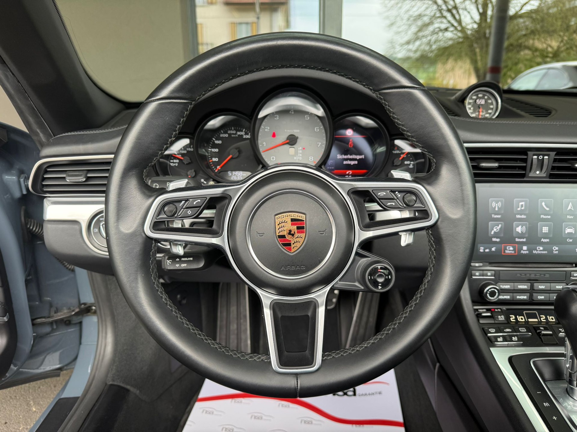 PORSCHE 911 Targa 4S PDK 991.2 ** Porsche Approved **-image-19