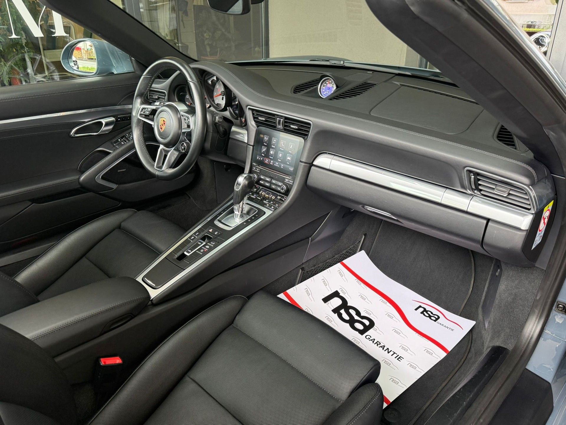 PORSCHE 911 Targa 4S PDK 991.2 ** Porsche Approved **-image-17