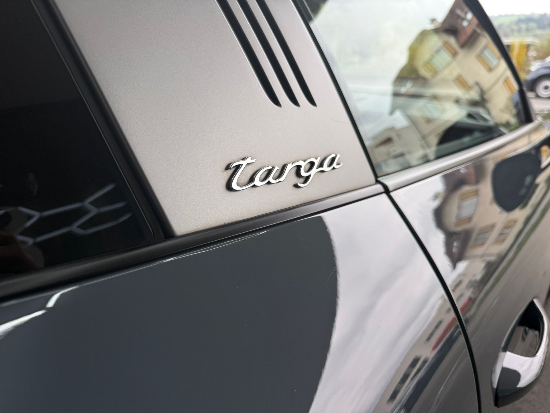 PORSCHE 911 Targa 4S PDK 991.2 ** Porsche Approved **-image-6