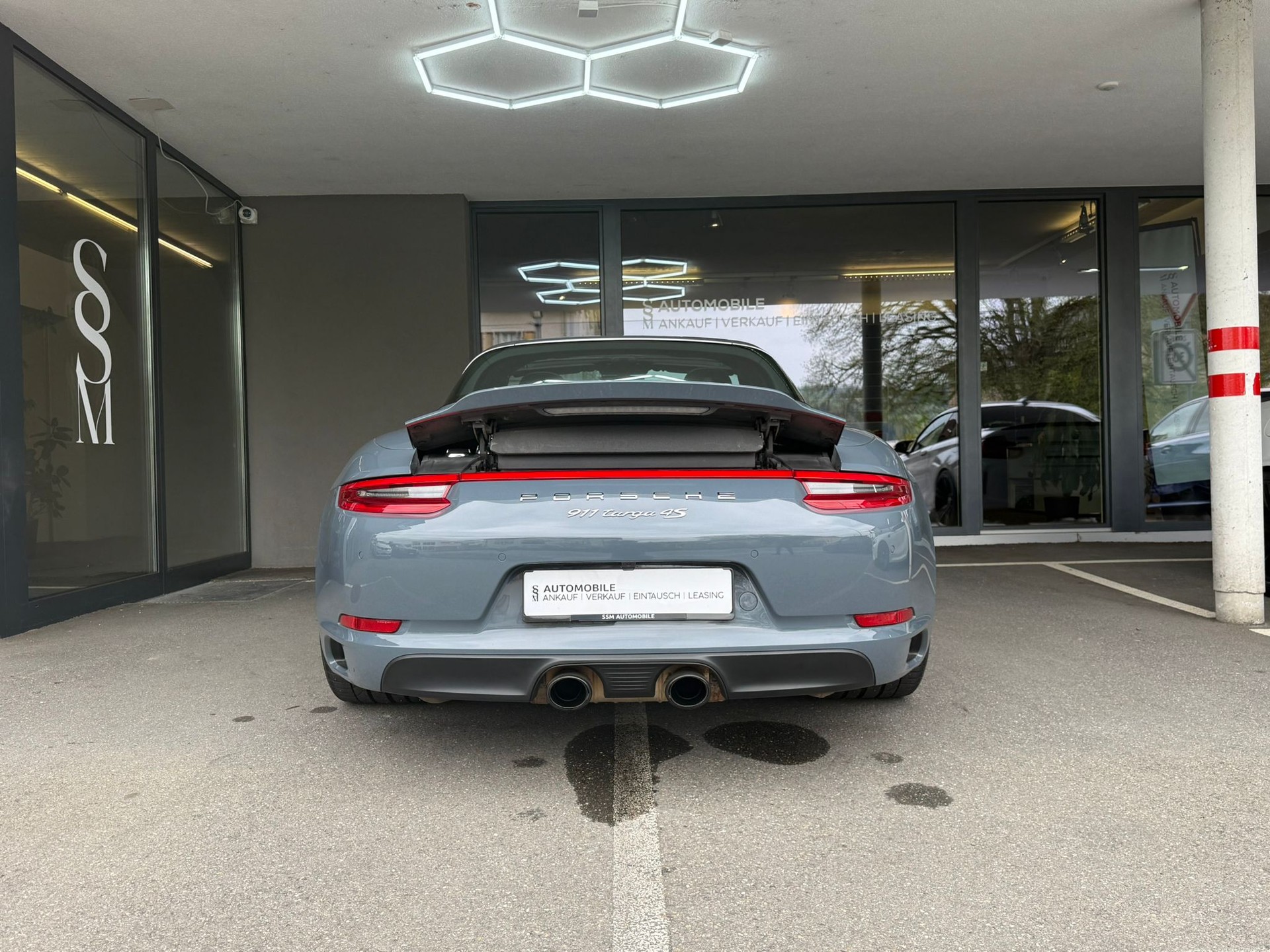 PORSCHE 911 Targa 4S PDK 991.2 ** Porsche Approved **-image-10