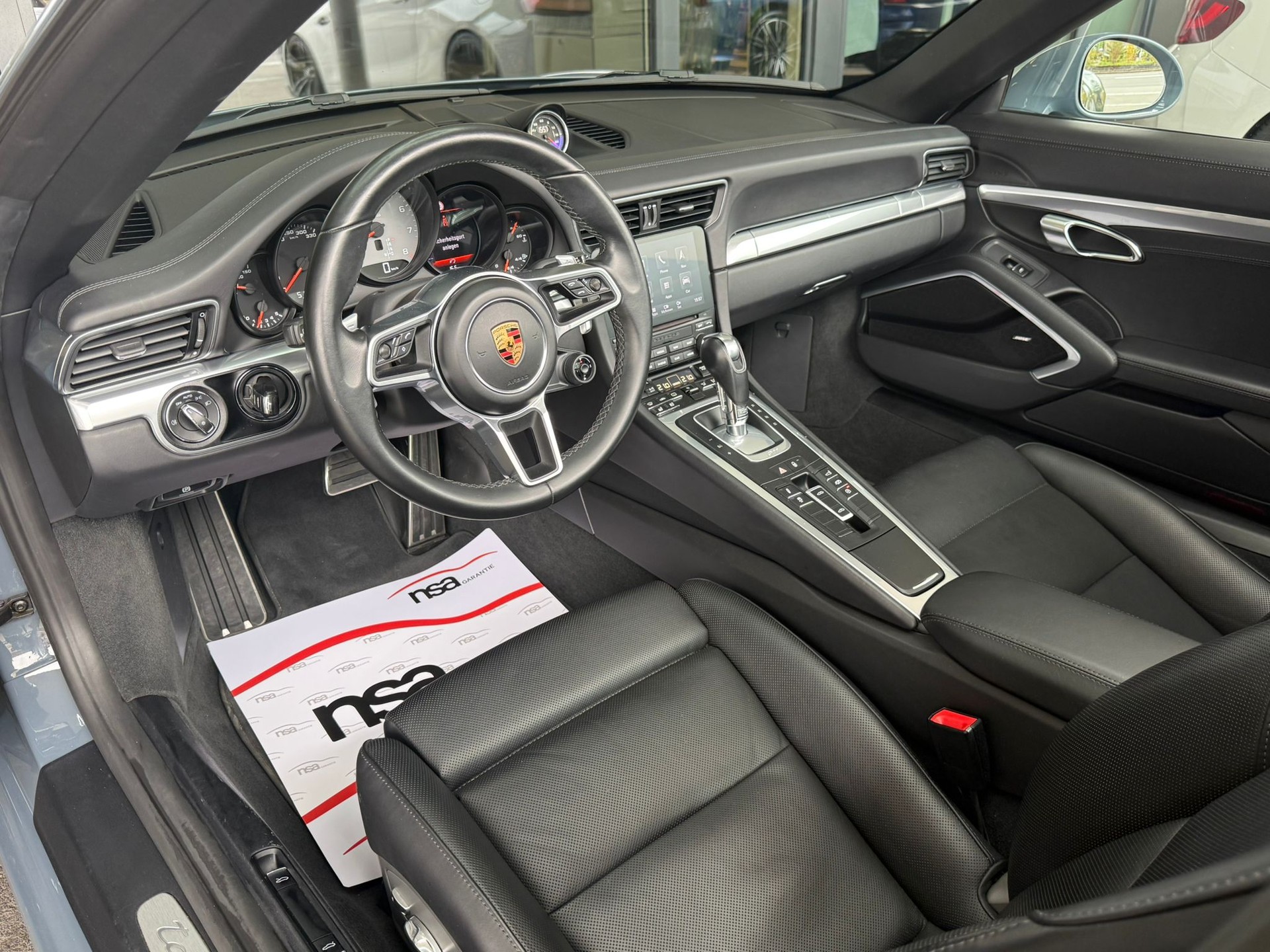 PORSCHE 911 Targa 4S PDK 991.2 ** Porsche Approved **-image-14
