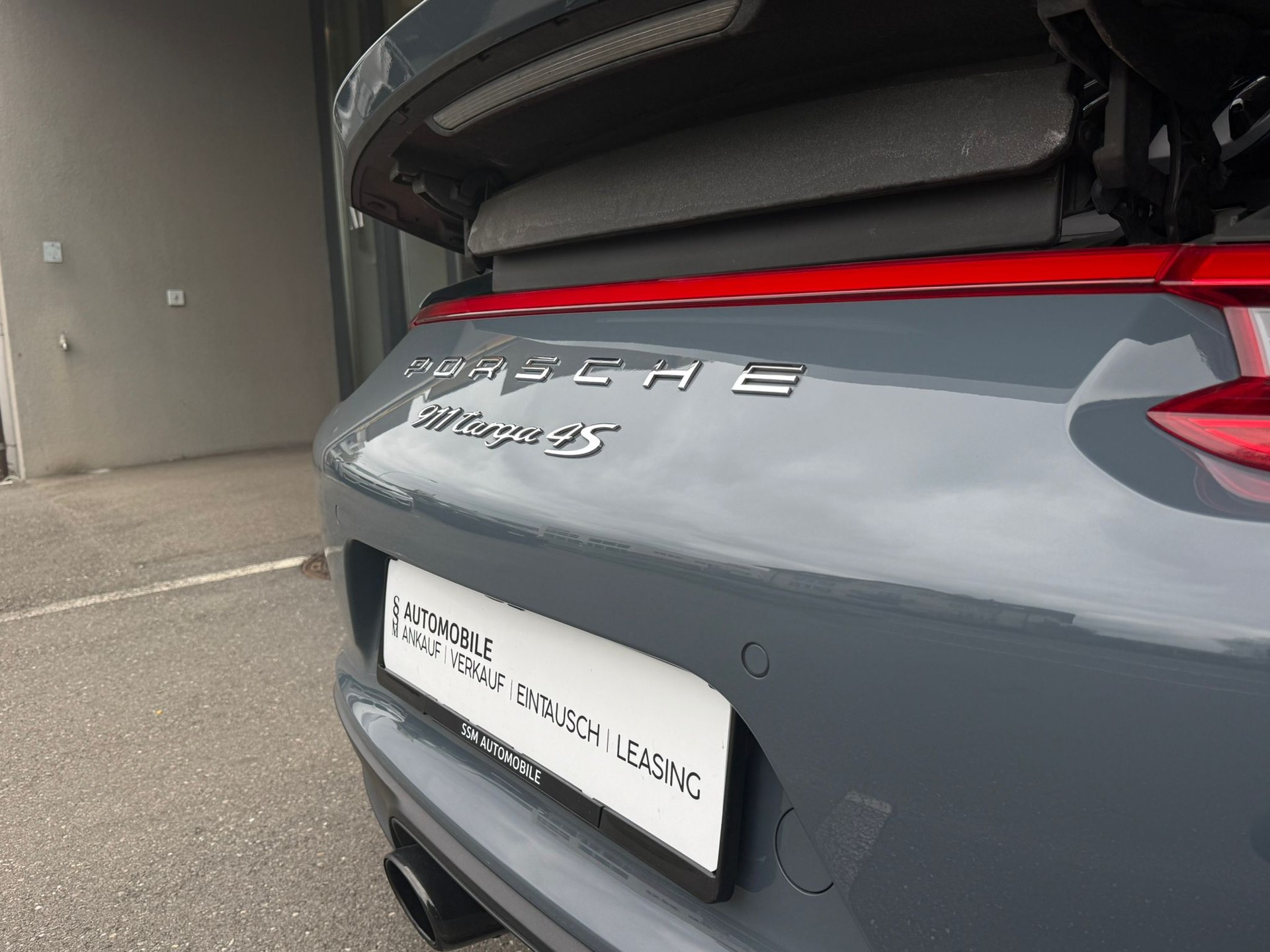 PORSCHE 911 Targa 4S PDK 991.2 ** Porsche Approved **-image-9