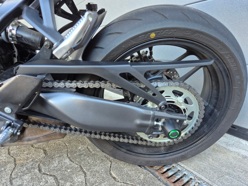 YAMAHA MT-09-image-10