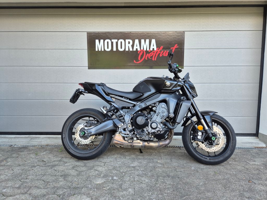 YAMAHA MT-09-image-0
