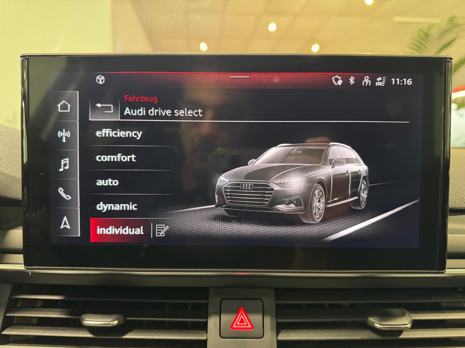 AUDI A4 Avant 2.0 40 TDI S Line quattro S-Tronic-image-19