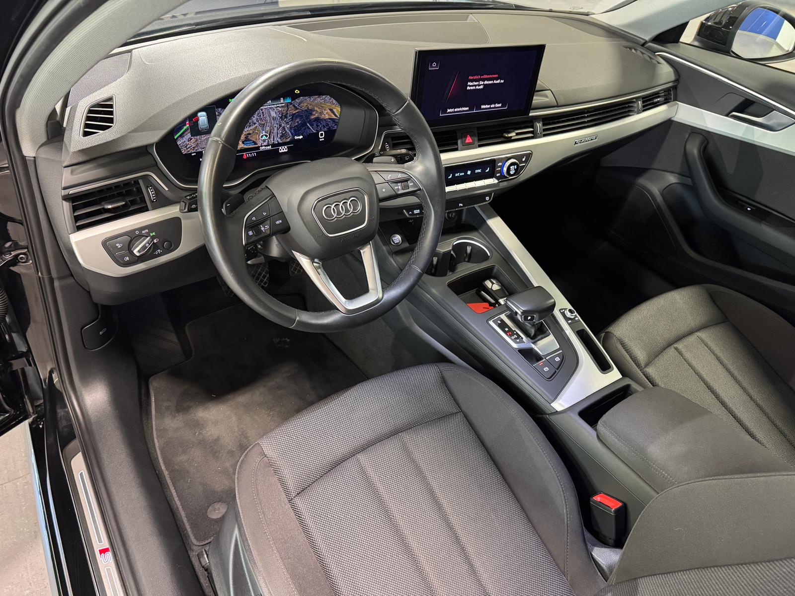 AUDI A4 Avant 2.0 40 TDI S Line quattro S-Tronic-image-8