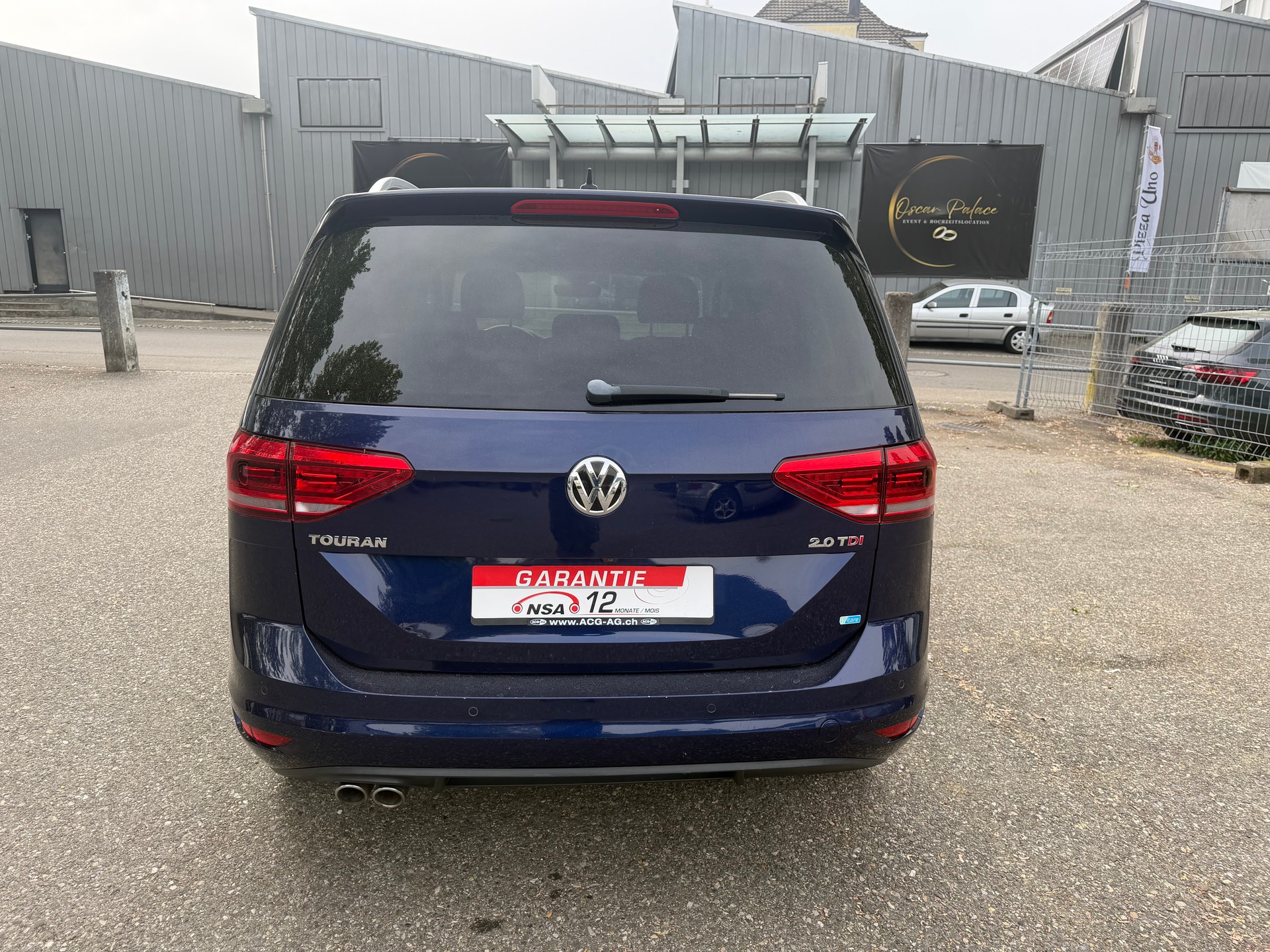 VW Touran 2.0 TDI BlueMotion Technology Highline DSG ** 190 PS ** 7-Plätzer ** Navi mit RF-kamera ** Frisch MFK *-image-15