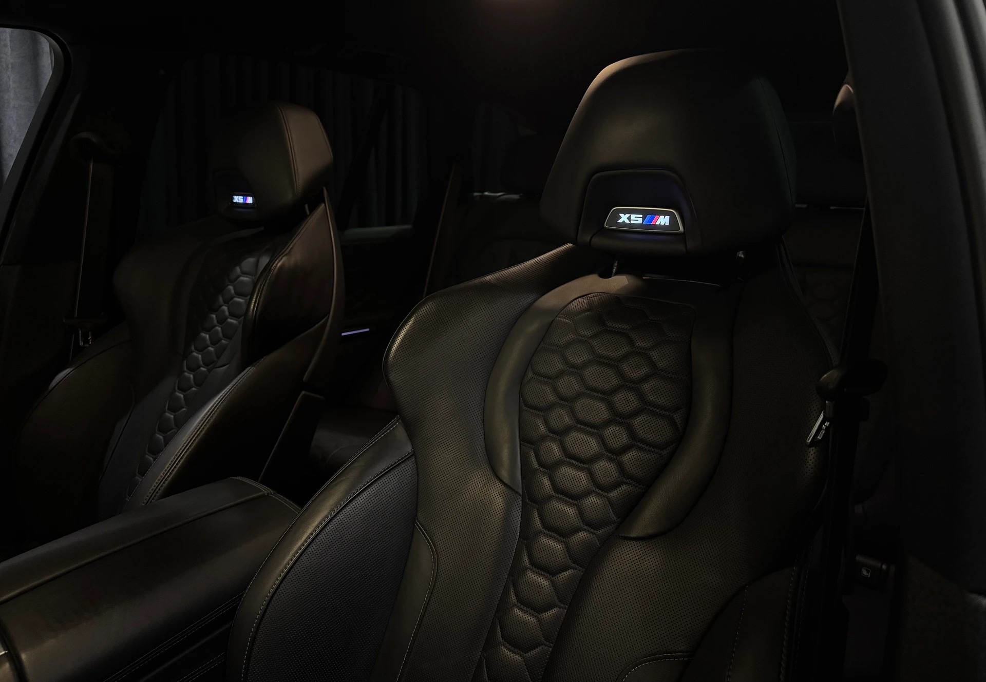 BMW X5M Competition Steptronic Competition-image-12