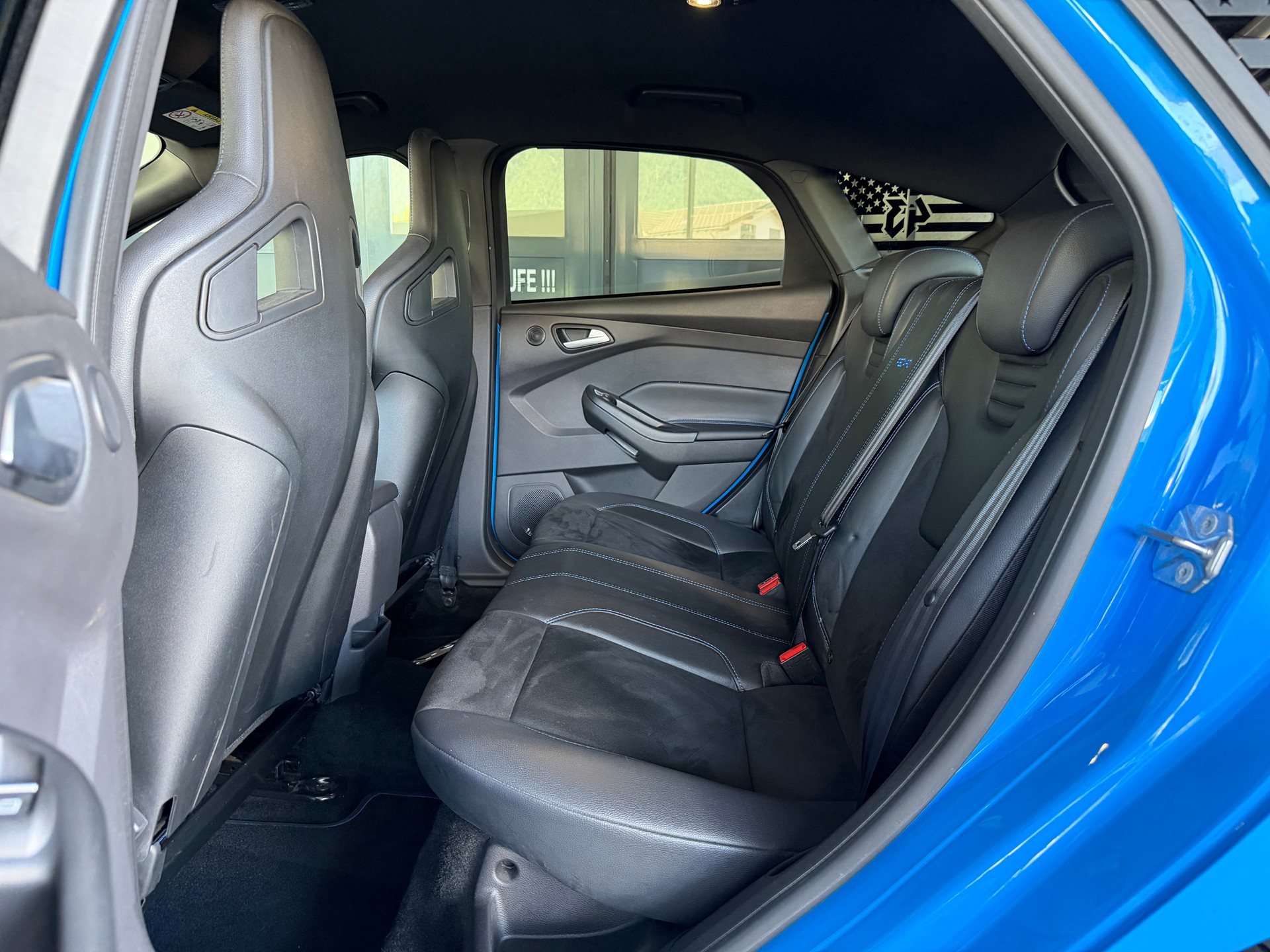 FORD Focus 2.3 EcoBoost RS+ AWD ON POINT-image-16