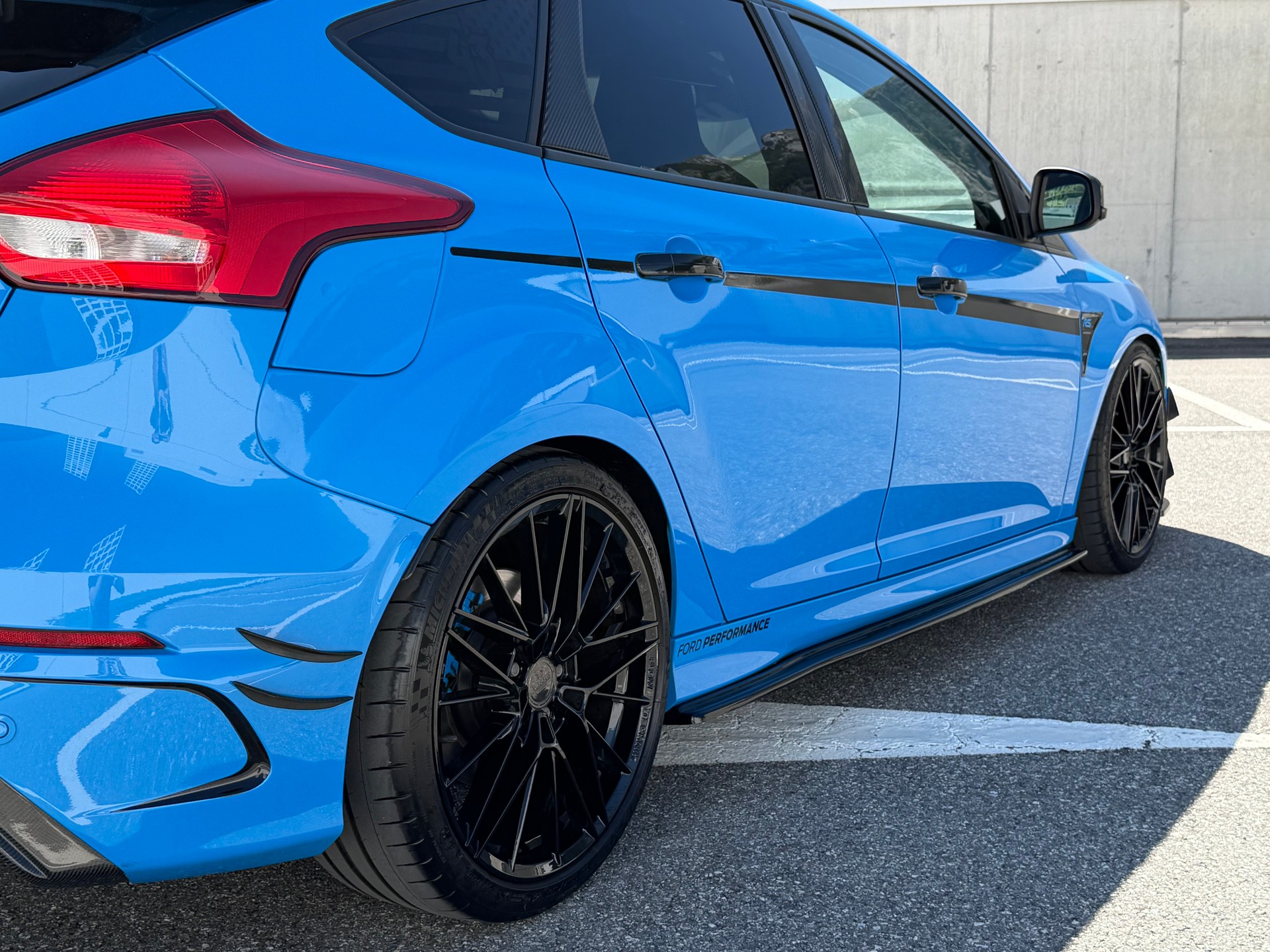 FORD Focus 2.3 EcoBoost RS+ AWD ON POINT-image-12