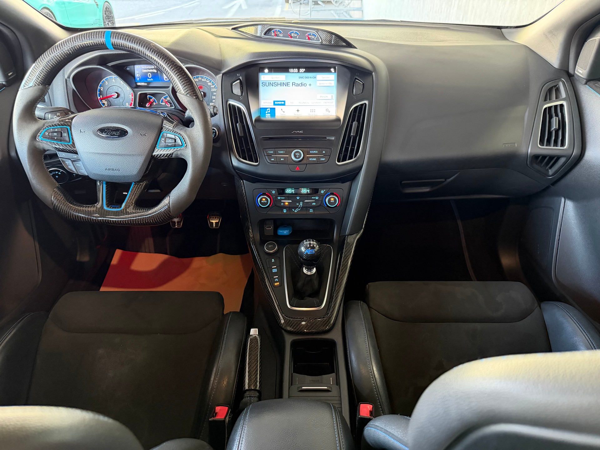 FORD Focus 2.3 EcoBoost RS+ AWD ON POINT-image-19