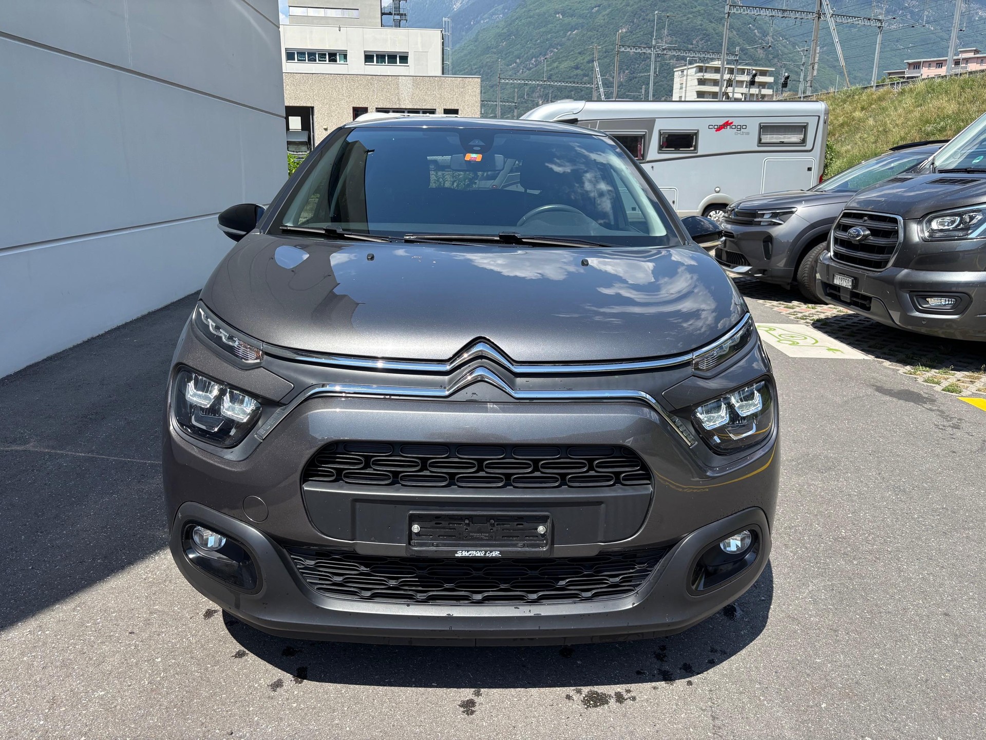 CITROEN C3 1.2 PureTech Swiss Edition-image-1