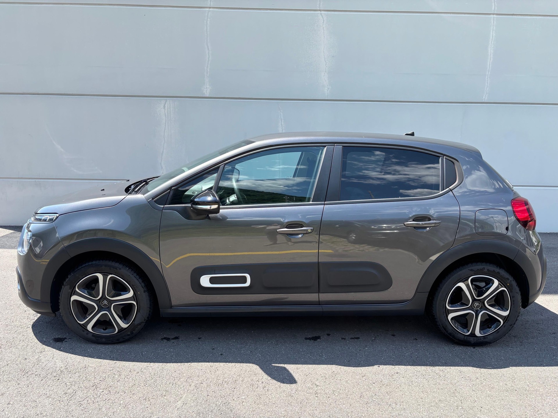 CITROEN C3 1.2 PureTech Swiss Edition-image-3
