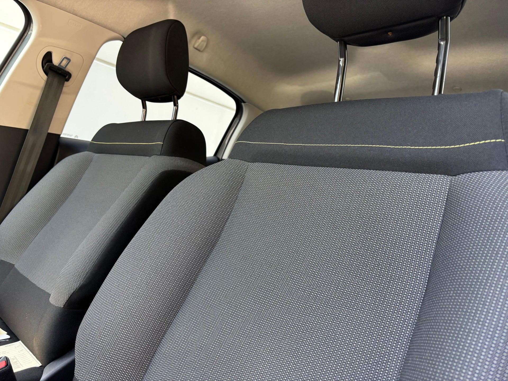 CITROEN C3 1.2 PureTech Swiss Edition-image-7