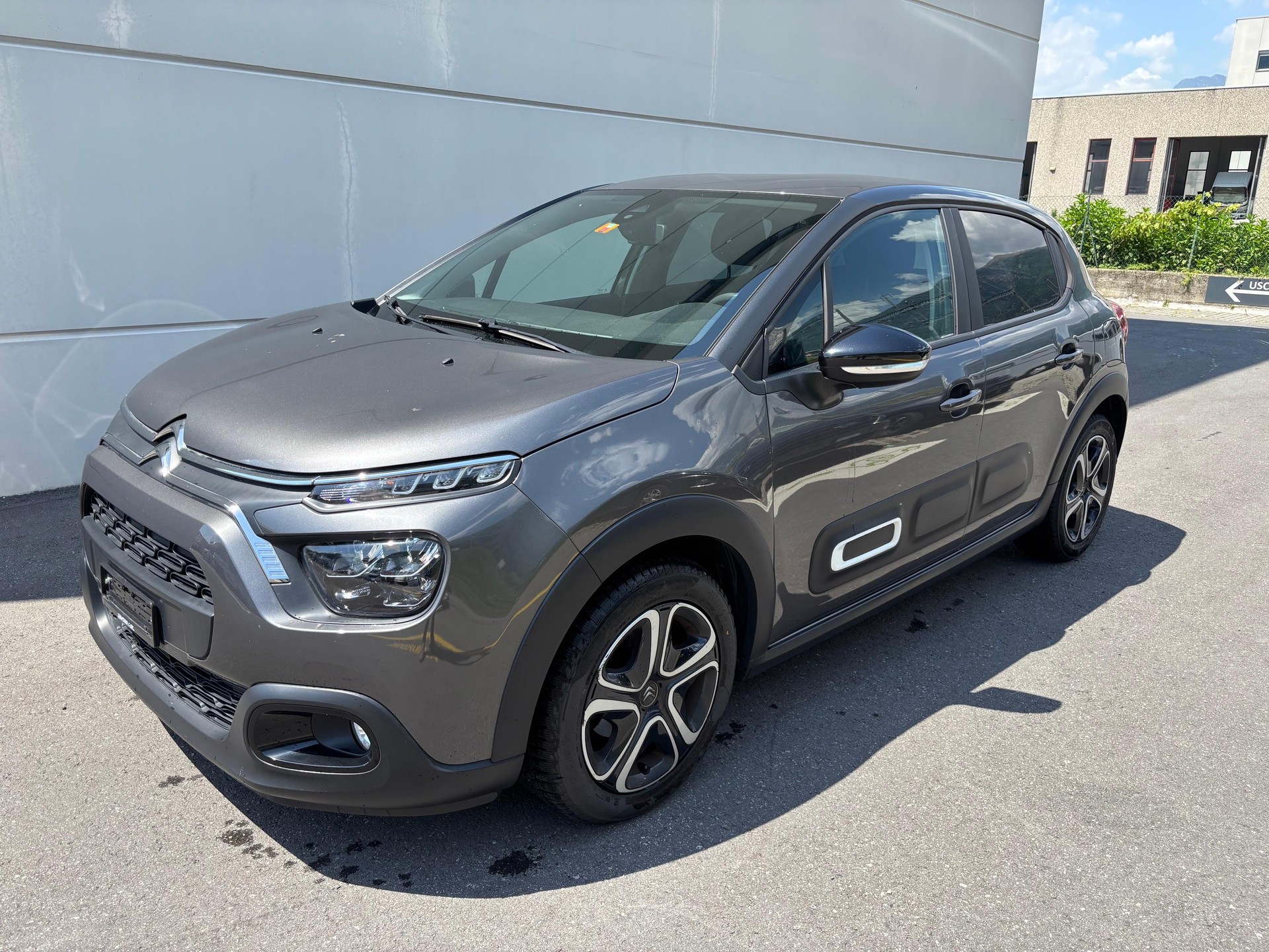 CITROEN C3 1.2 PureTech Swiss Edition-image-2