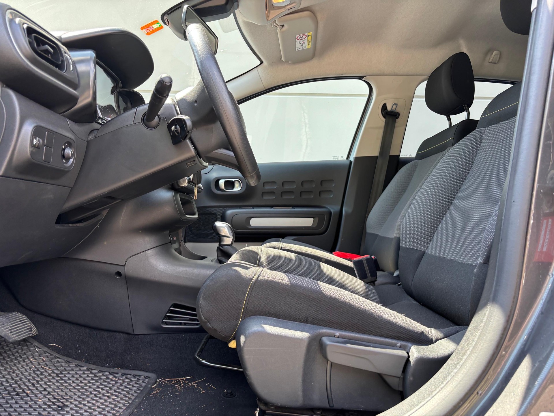 CITROEN C3 1.2 PureTech Swiss Edition-image-8