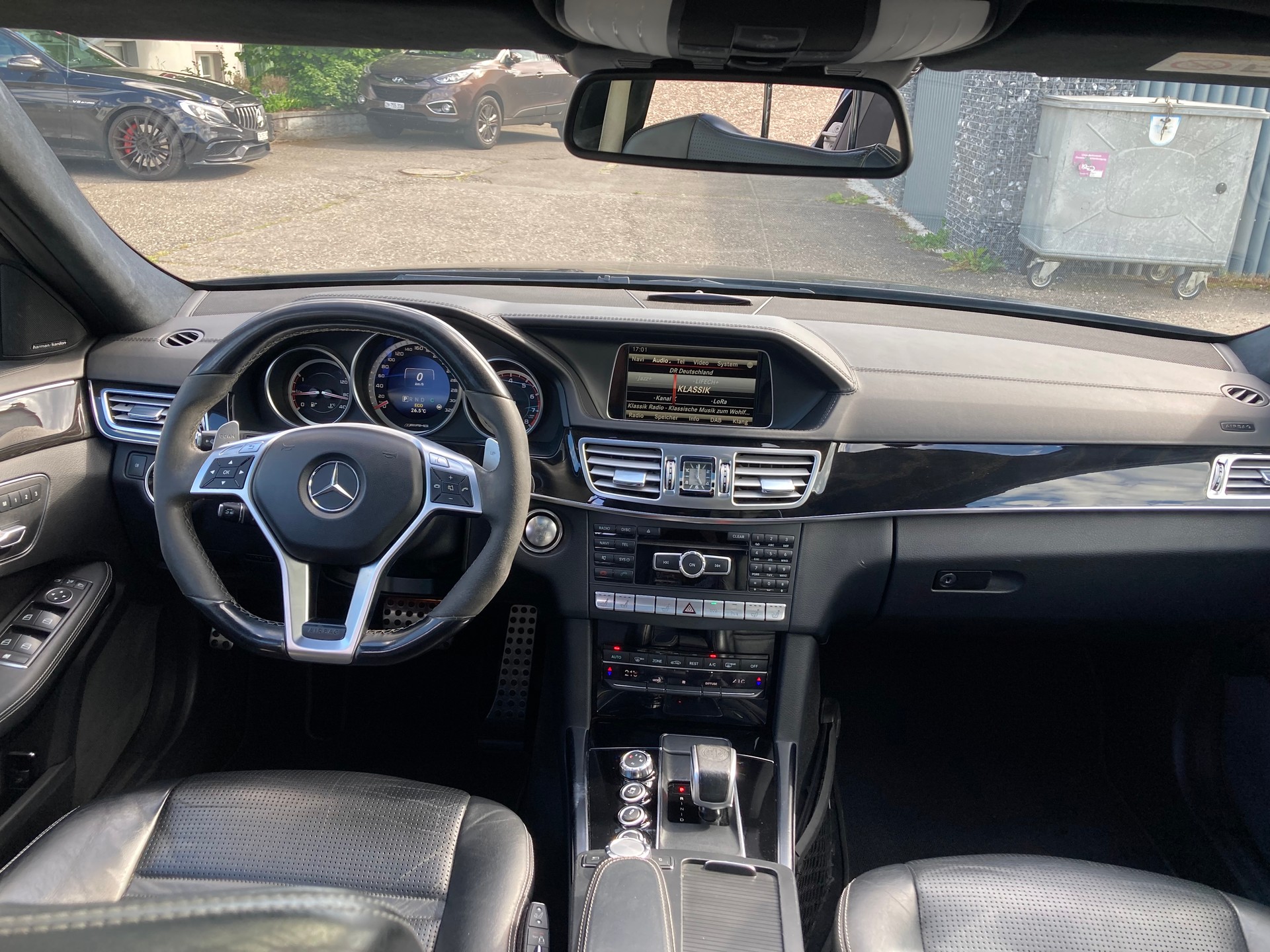 MERCEDES-BENZ E 63 AMG S 4Matic Speedshift Driver Package-image-8
