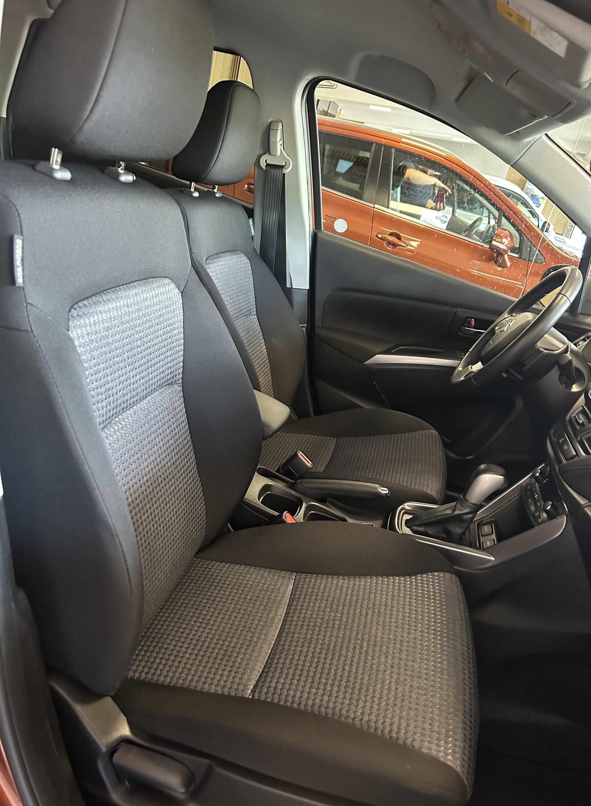 SUZUKI S-Cross 1.4 T Compact+ Hybrid 4x4-image-14