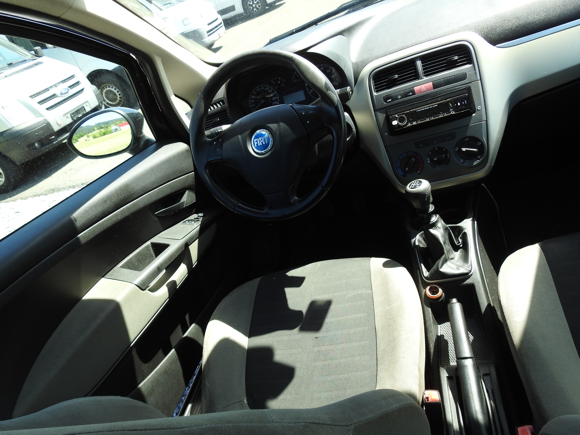 FIAT Punto 1.4 Active-image-17