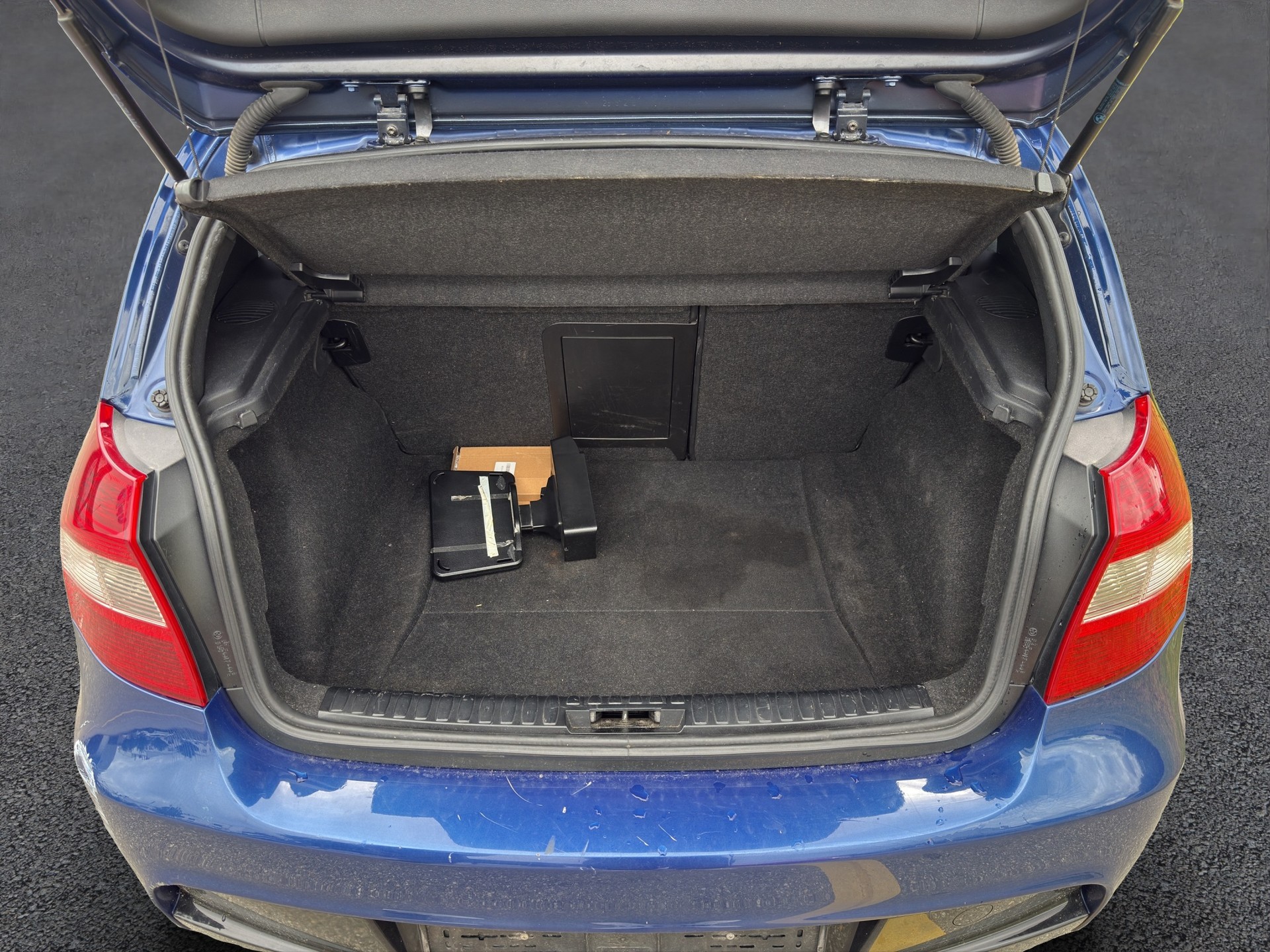 BMW 120i M-Sportpaket-image-13