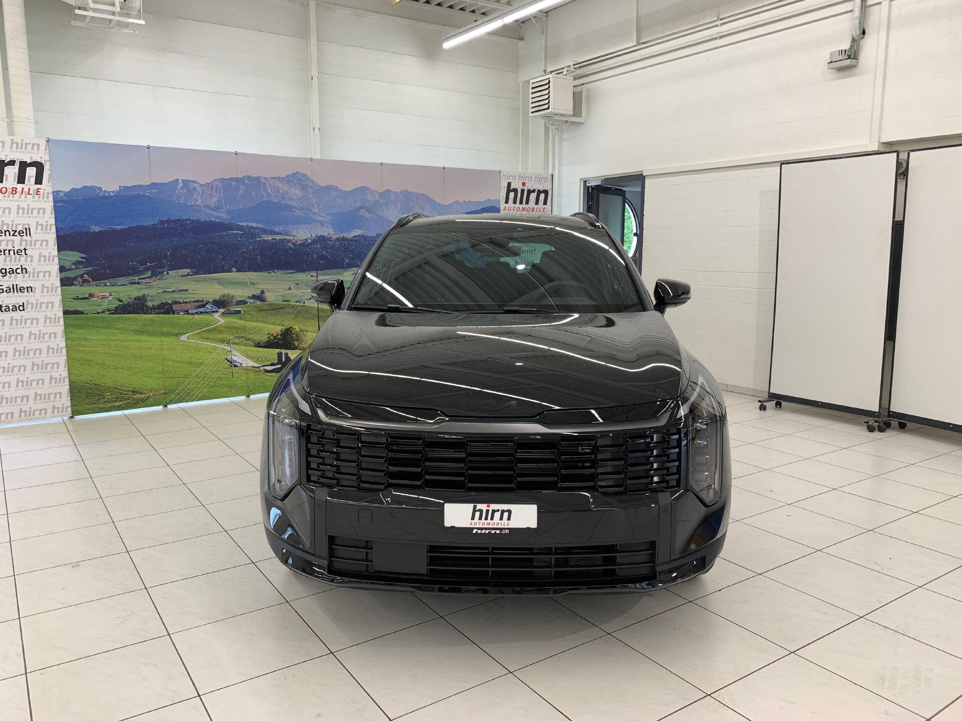 KIA Sportage 1.6 T-GDi Hybrid Black Edition-image-1