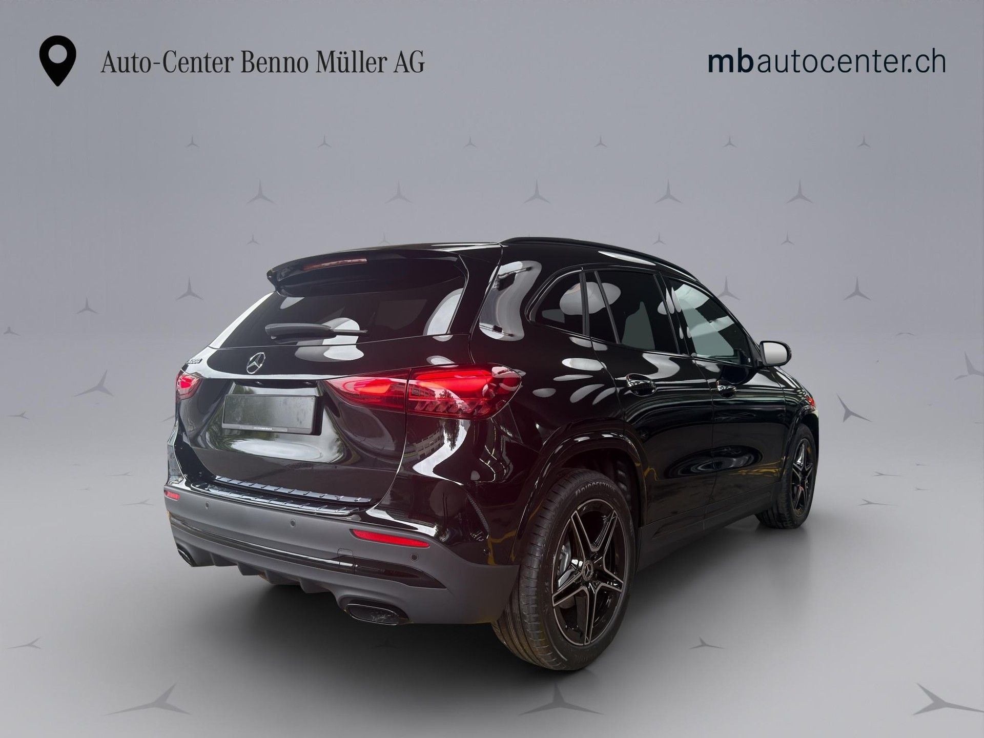 MERCEDES-BENZ GLA 200 Night Star AMG Line-image-4
