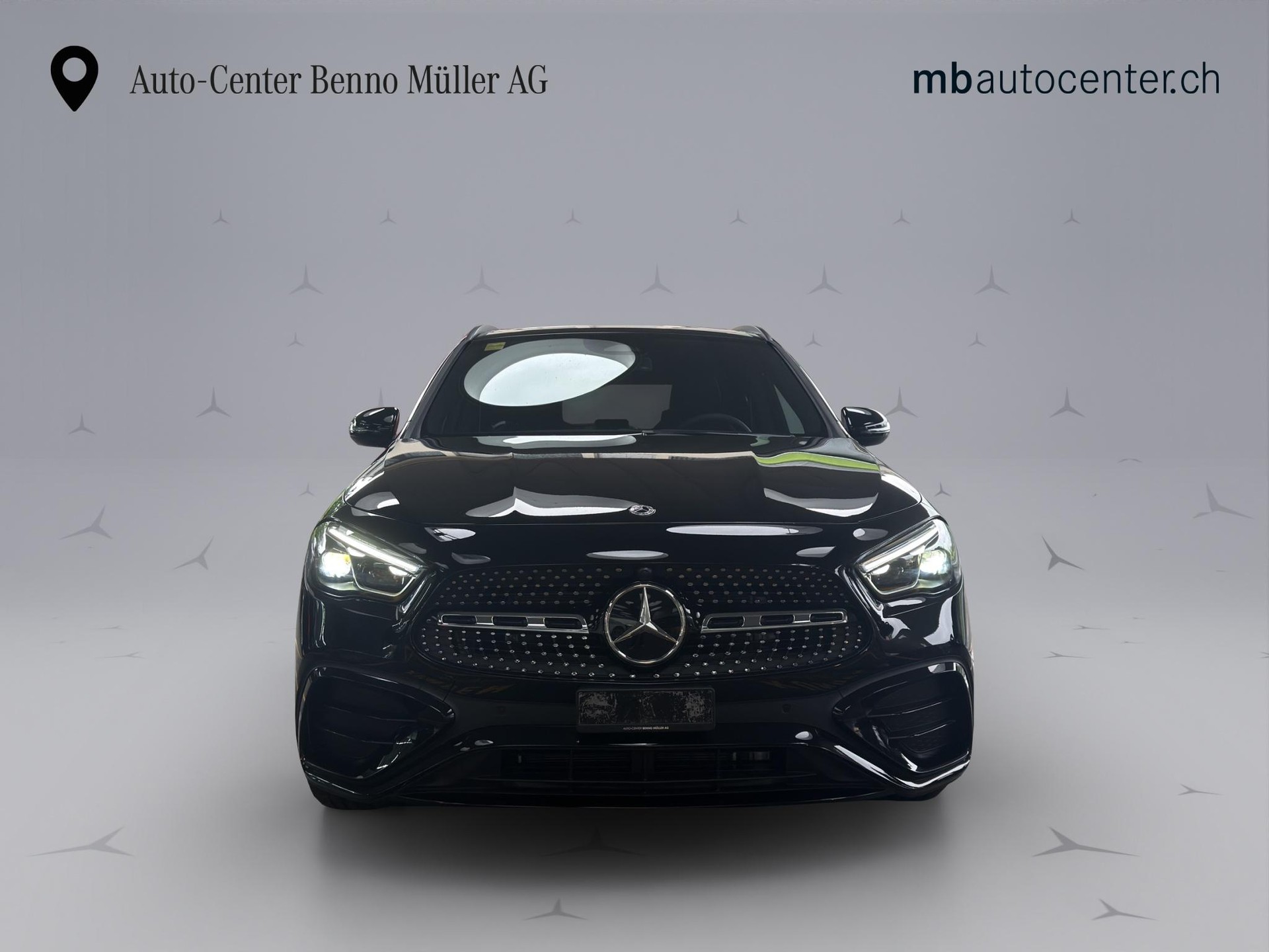 MERCEDES-BENZ GLA 200 Night Star AMG Line-image-7