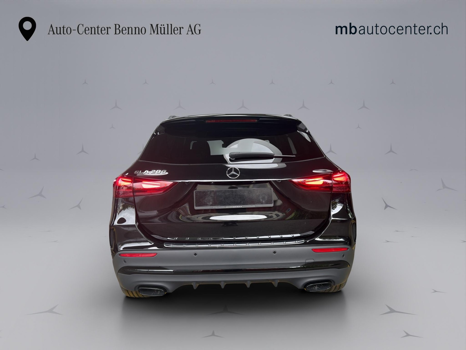 MERCEDES-BENZ GLA 200 Night Star AMG Line-showroom-element-3