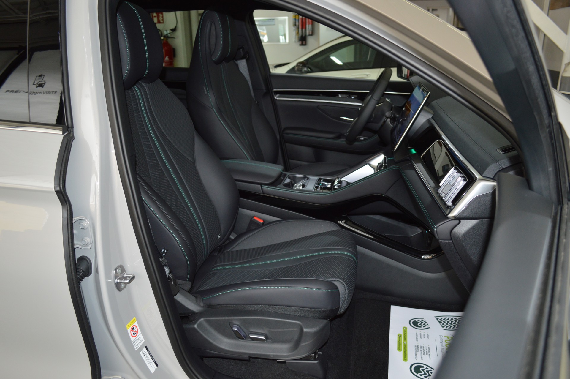 BYD Seal U DM-i Comfort-image-7