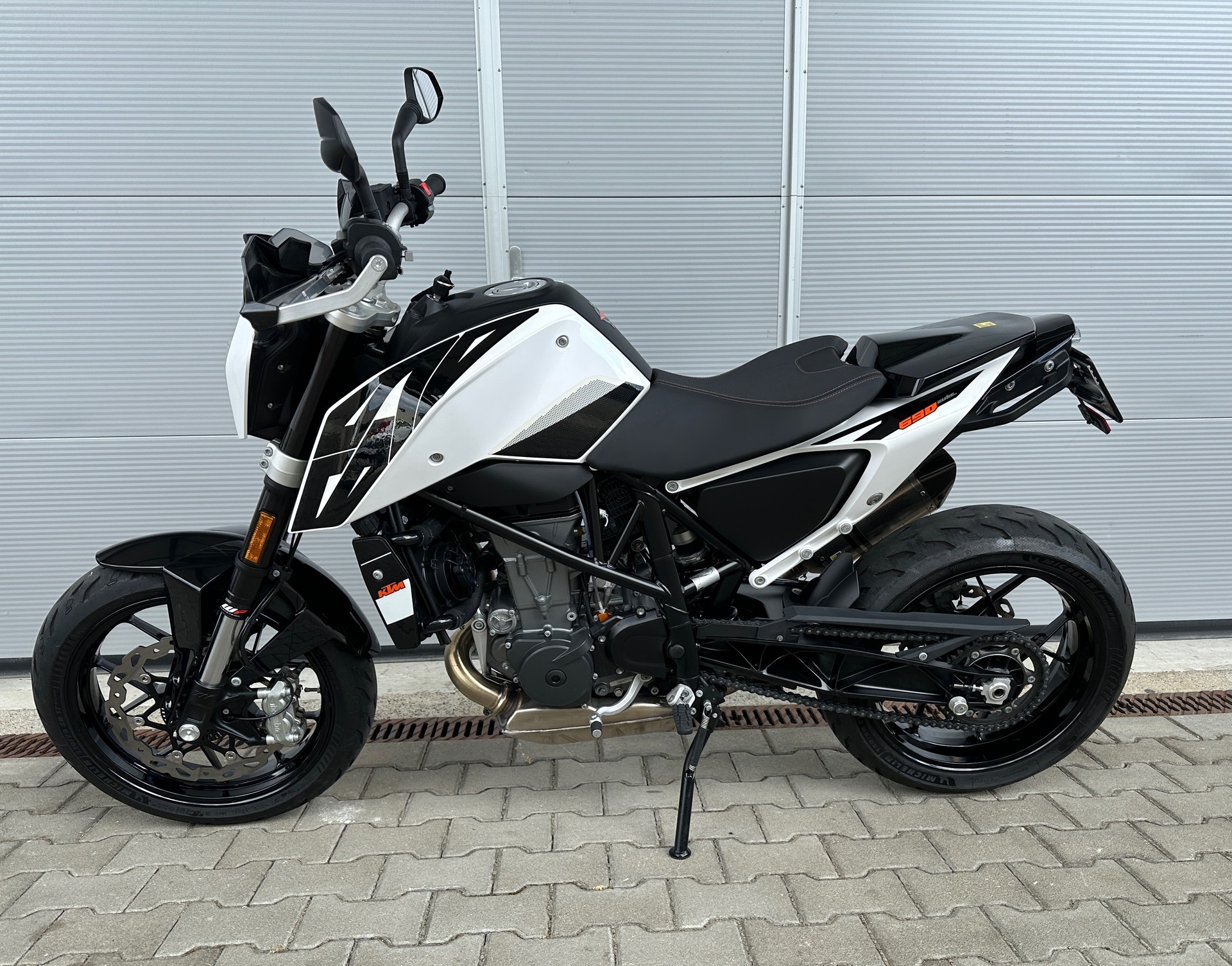 KTM 690 Duke ABS-image-0