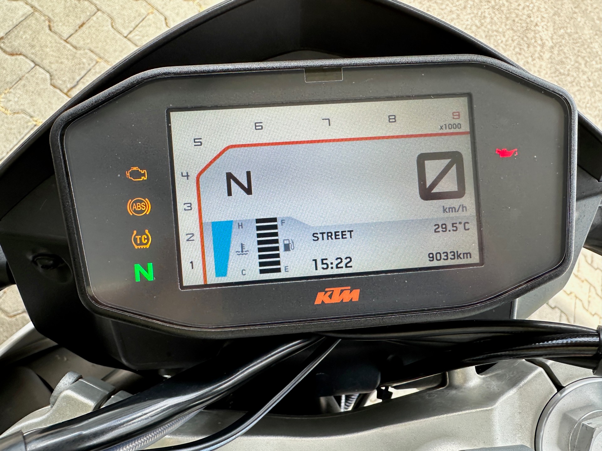 KTM 690 Duke ABS-image-3