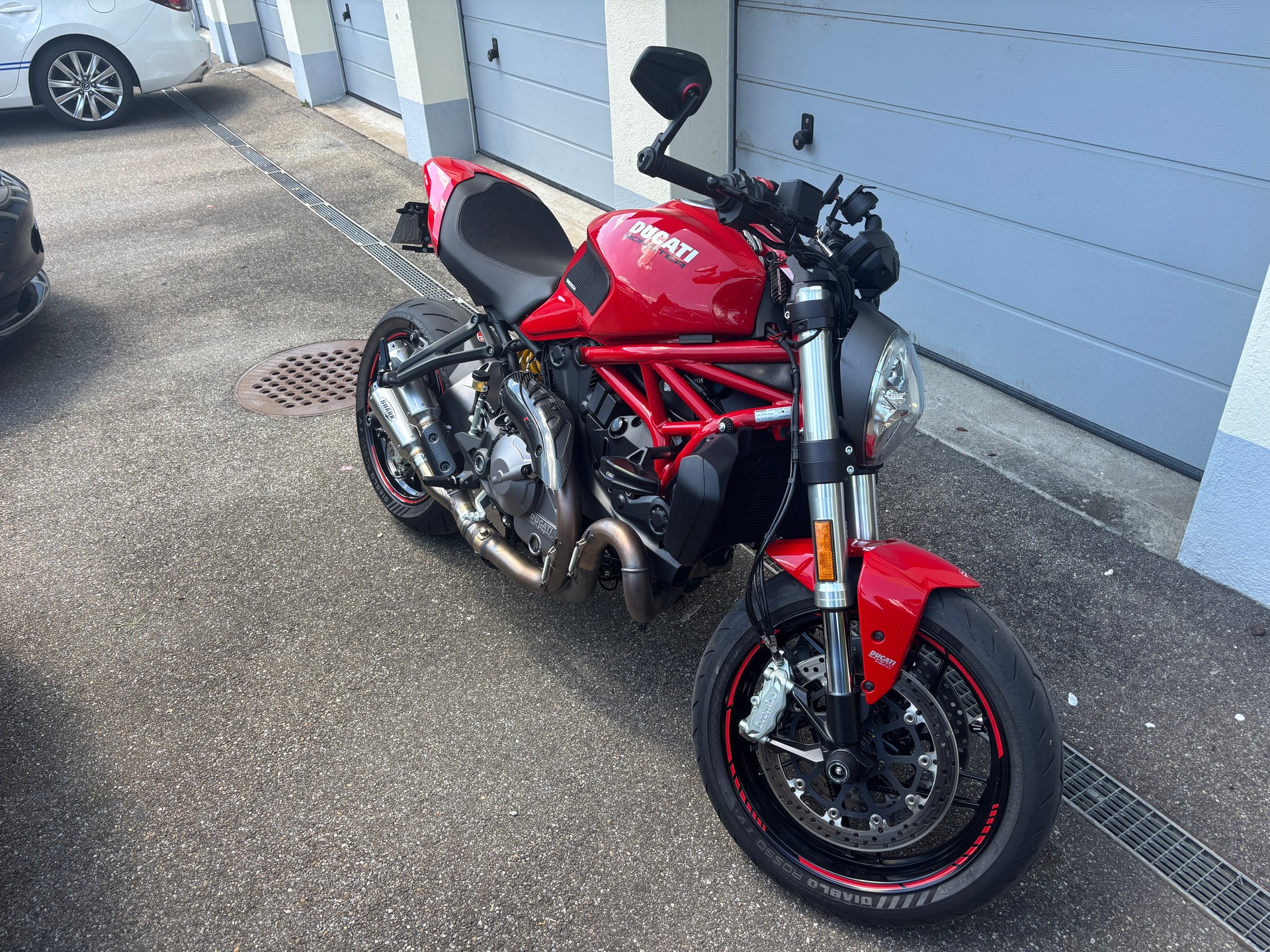 DUCATI MONSTER 821 ABS-image-0