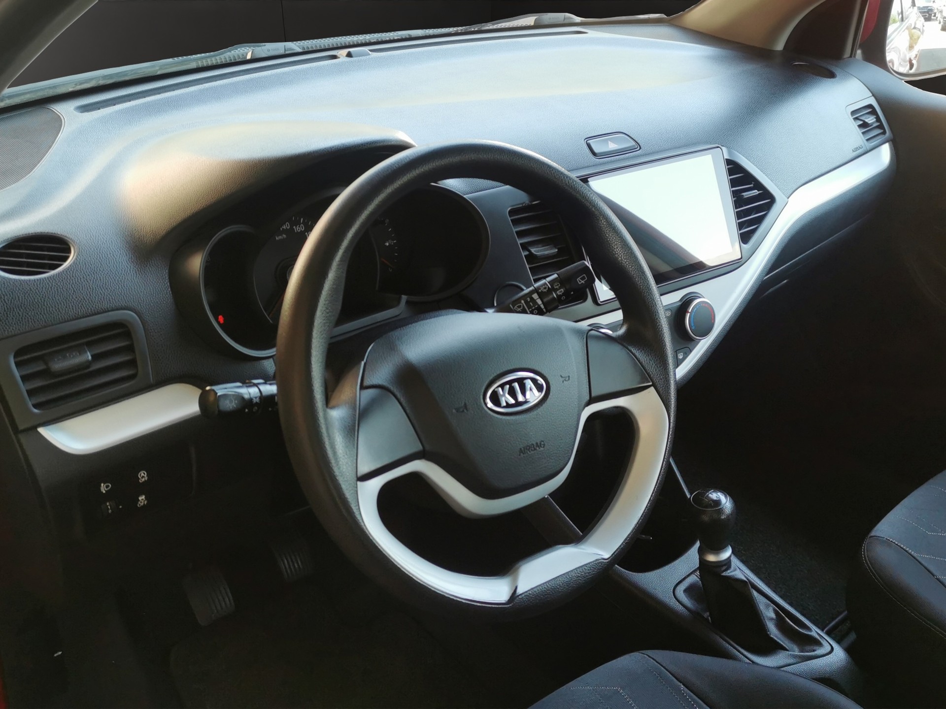 KIA Picanto 1.0 CVVT Trend-image-9