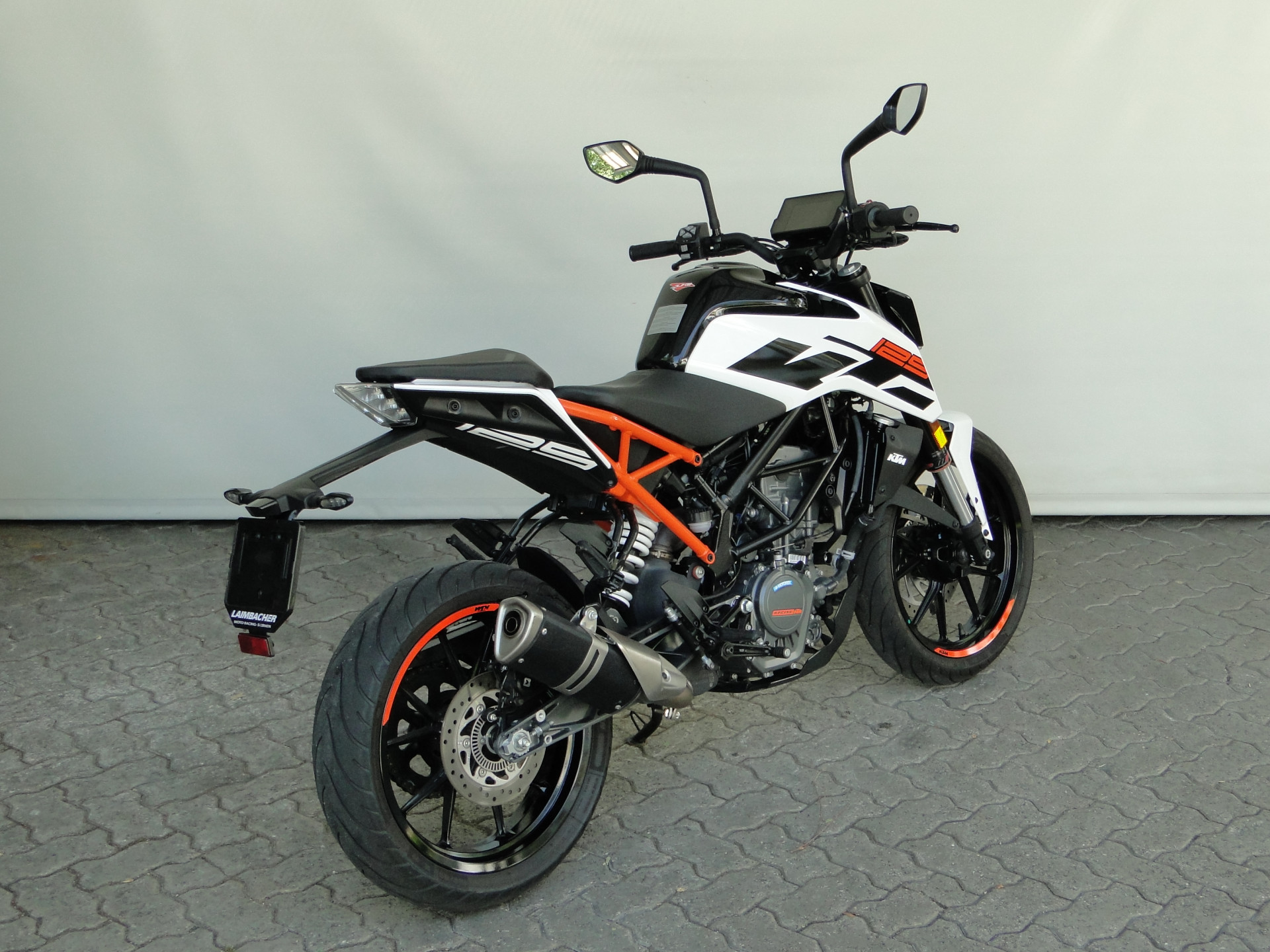 KTM 125 Duke-image-3