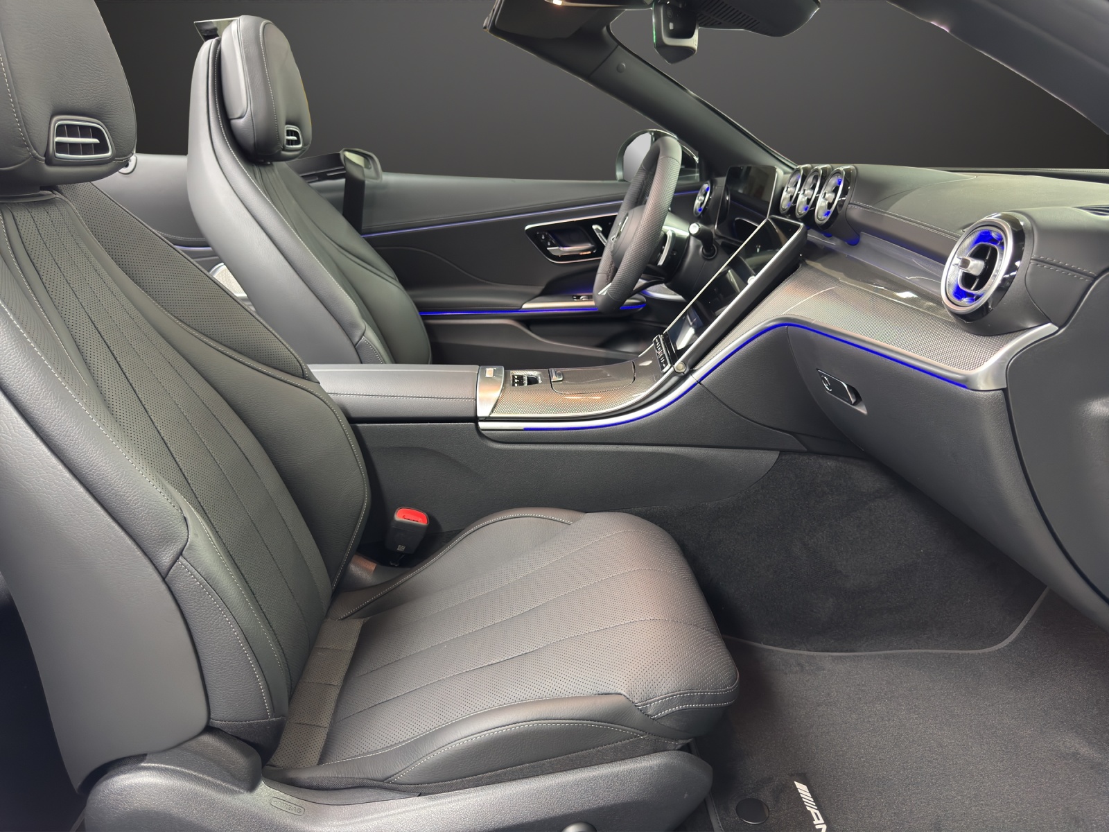 MERCEDES-BENZ CLE 450 Cabrio 4Matic 9G-Tronic-image-11