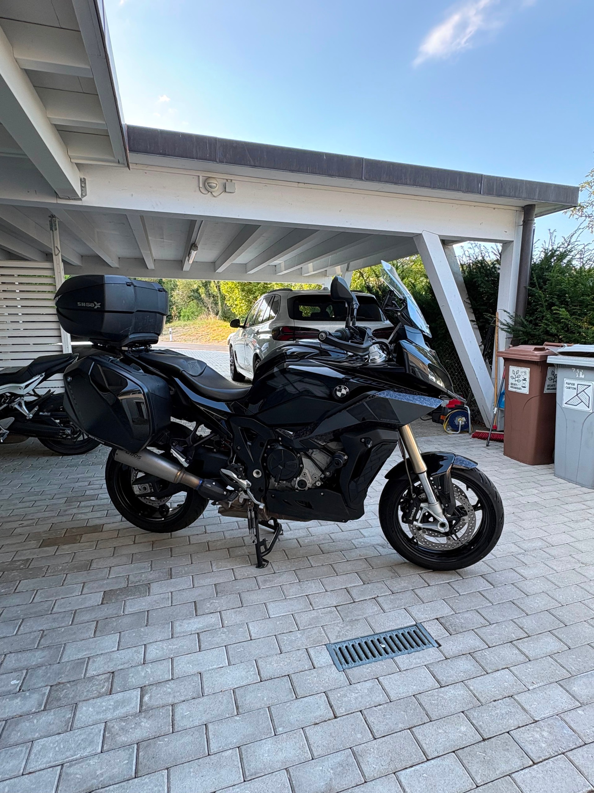 BMW S 1000 XR ABS-image-4