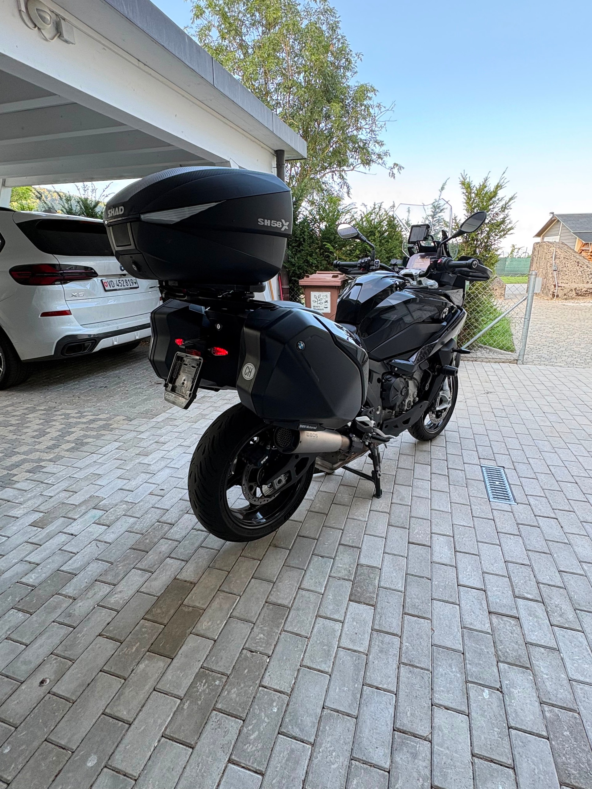 BMW S 1000 XR ABS-image-3