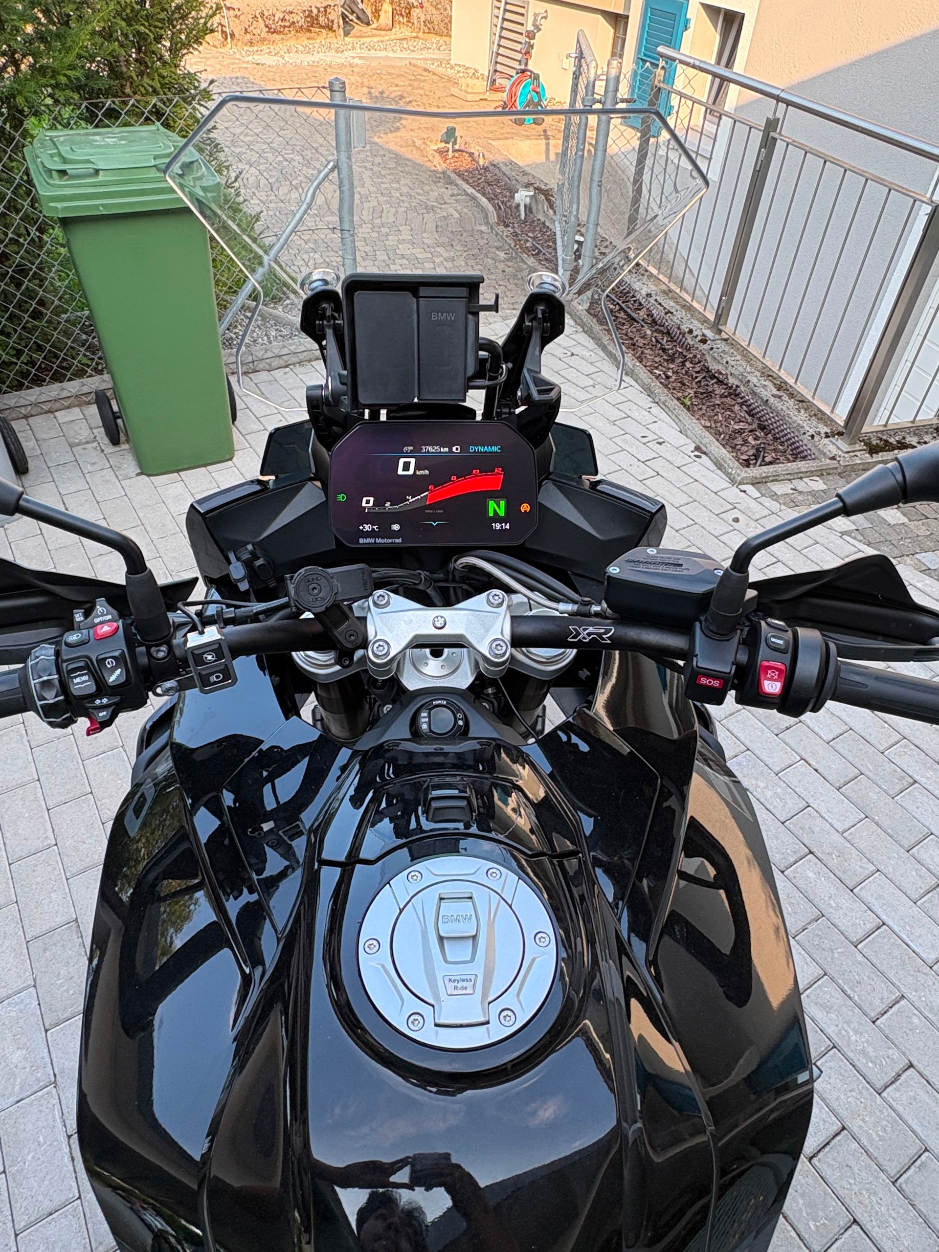 BMW S 1000 XR ABS-image-6