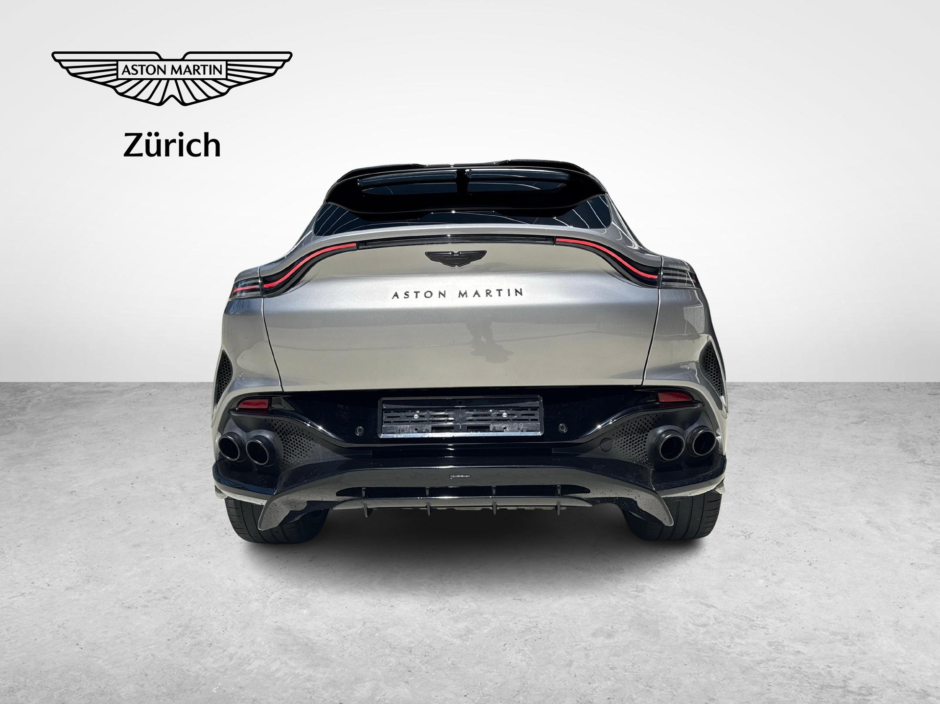 ASTON MARTIN DBX 707 4.0 V8 Bi-Turbo-showroom-element-3